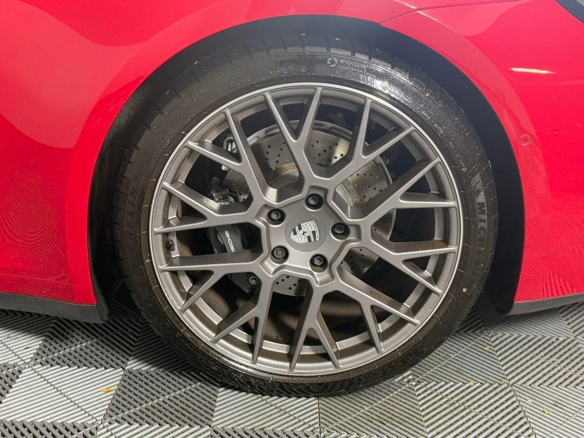 mph011_626604239_9au6_JO_Yi6s_Fb3v84_D_24y_S_Zwk1g_8546d48272