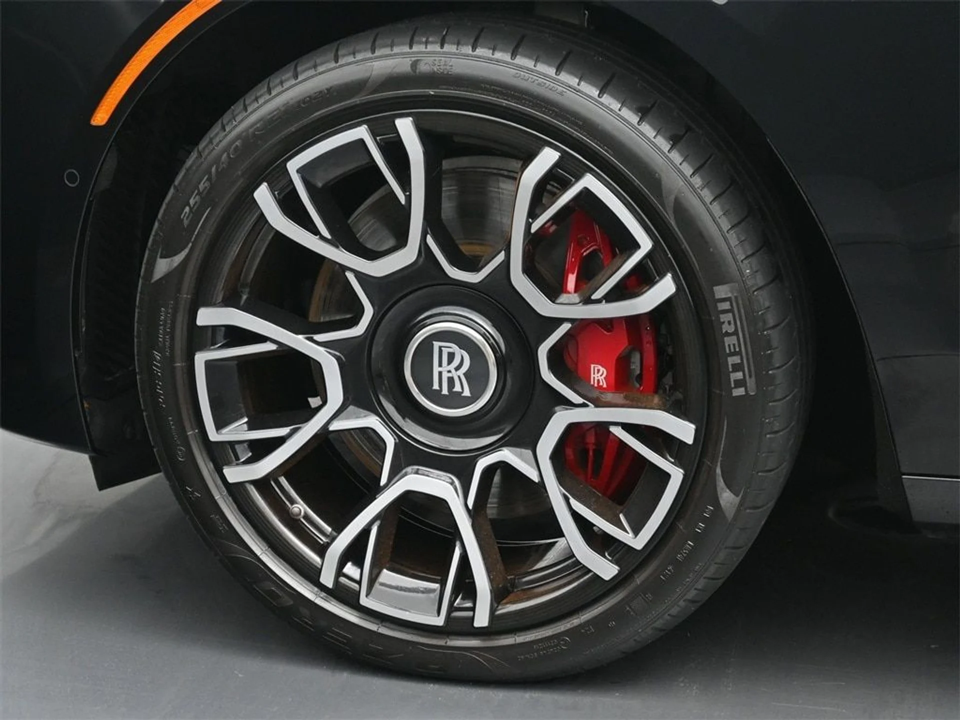 mph011_630194097_2df9927bbfa0f88660a961dfced70859x_93da736b25