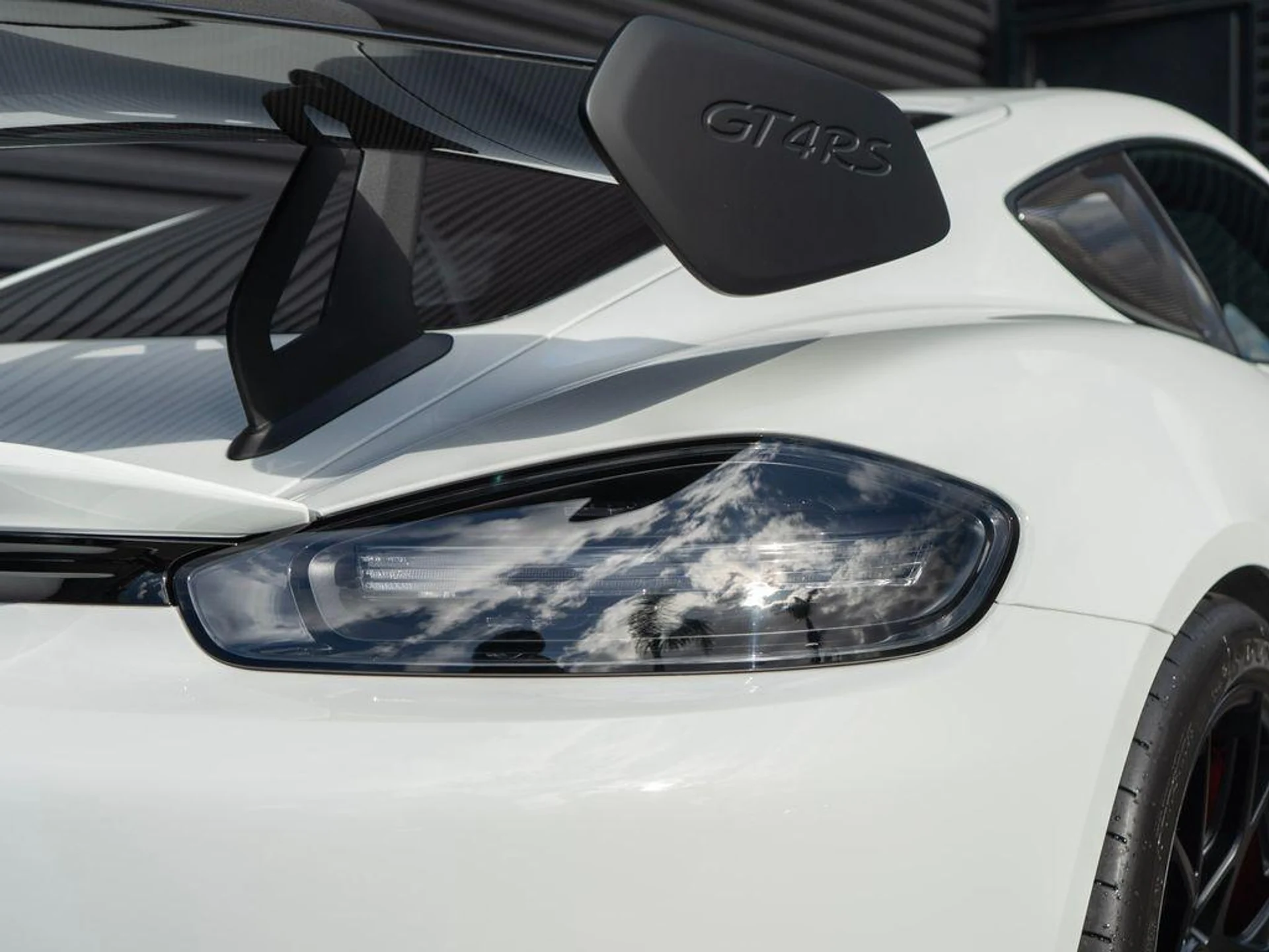 mph011_636115909_f_zz8_XZ_1_D9z_O_O_Fa0p_J_Xzon_MNWY_0ba337e824