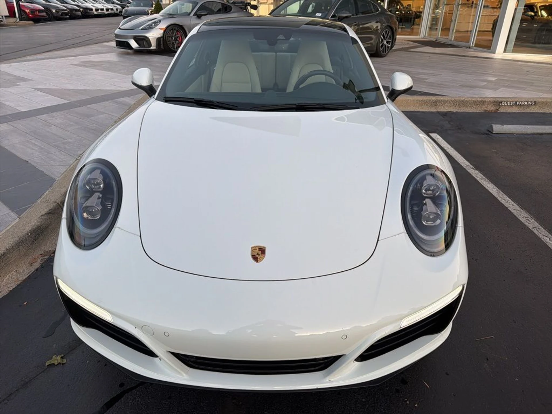 mph011_641532338_8ceac4b006576c32e7185faf29182498_a1ea5e8106