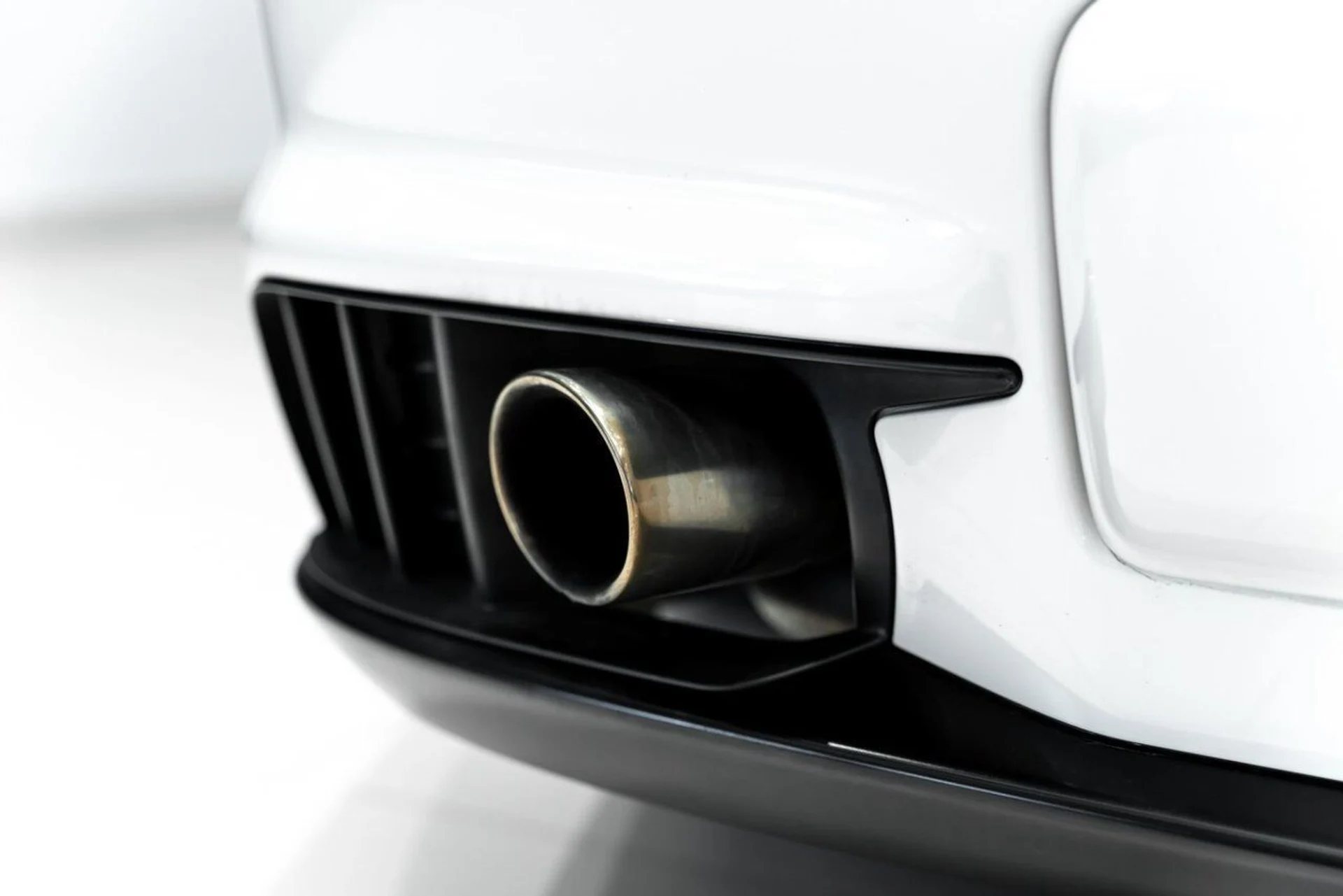 mph011_643565266_porsche_911_2009_jpg_v_1758918548_b8aca58645