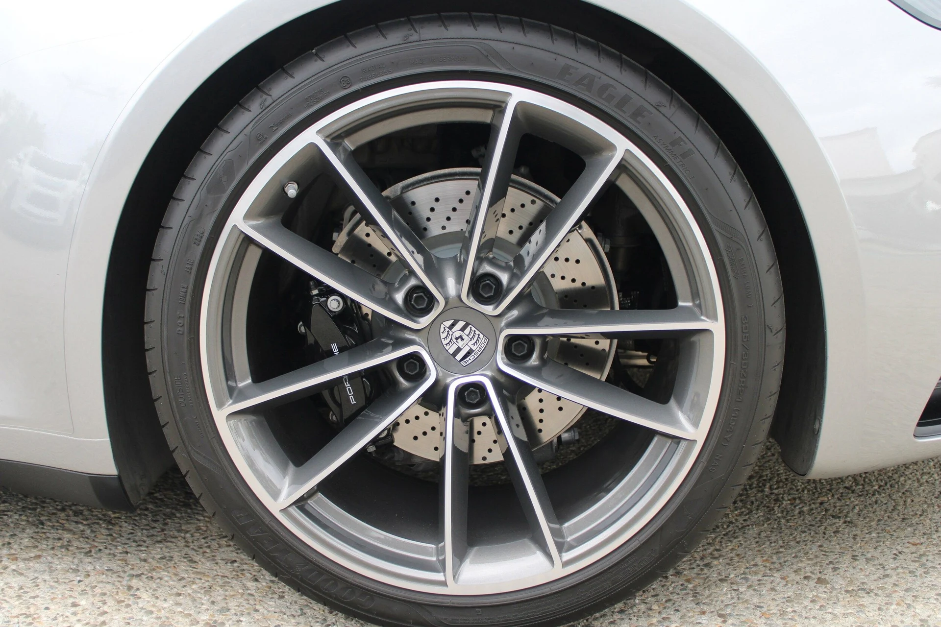 mph011_643612620_98576f88e435521daab1b107fe84ba60x_e2b82c4534