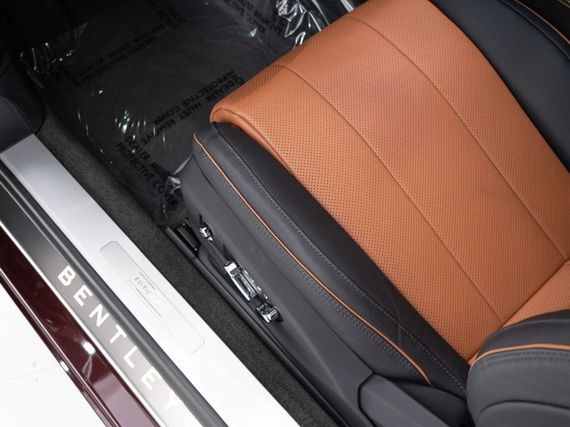 mph011_644875501_5661d8261903be731948762ff161cb4c_4c6dba48cd