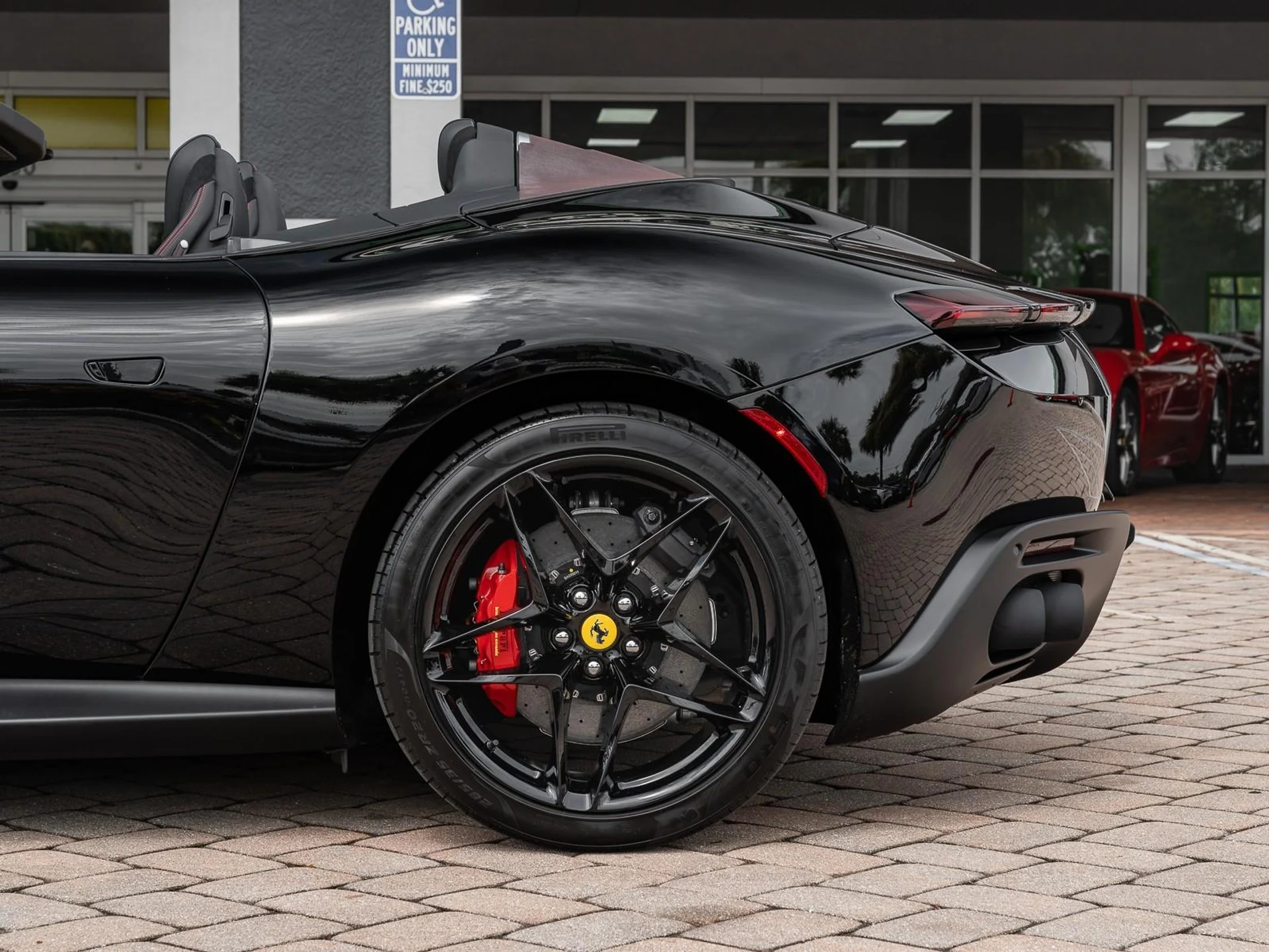mph011_650532245_Used_2025_Ferrari_Roma_Spider_1757020145_3b1c306652