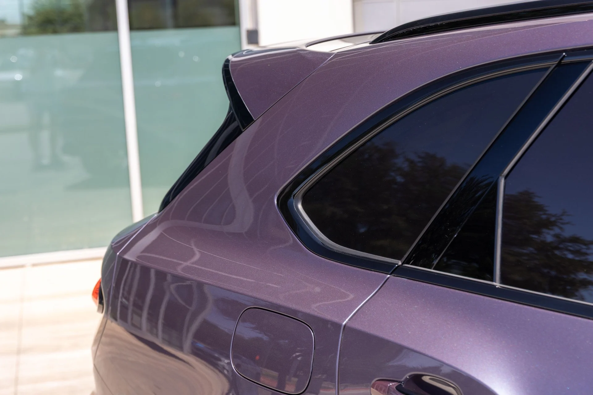 mph011_651557953_Hi_Tech_Luxury_Imports_LLC_SJAAT_2_ZV_4_PC_018520_image_11_53a3f1a411