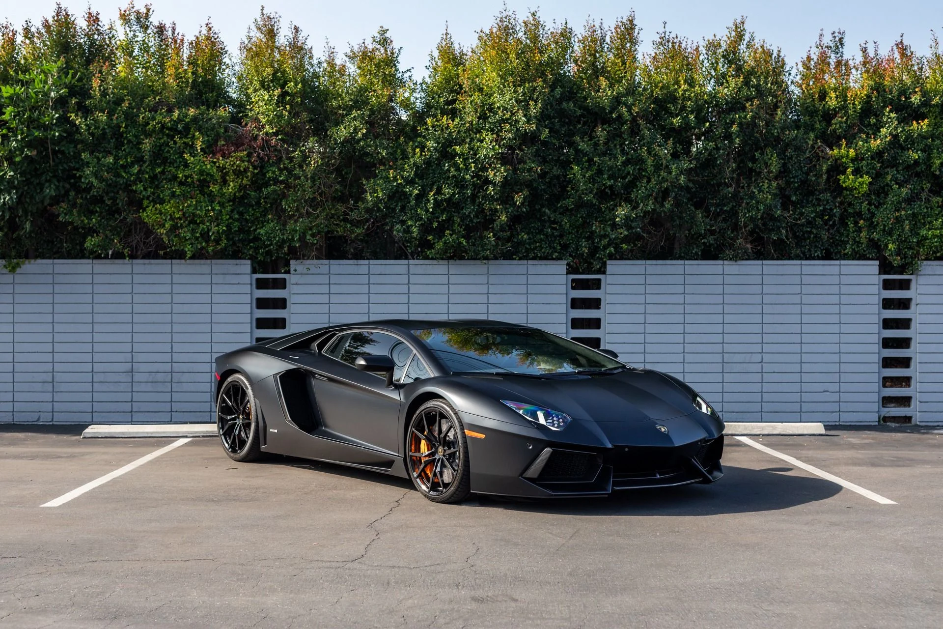 mph011_661073882_Used_2014_Lamborghini_Aventador_LP_700_4_1776699950_cd66c6630c