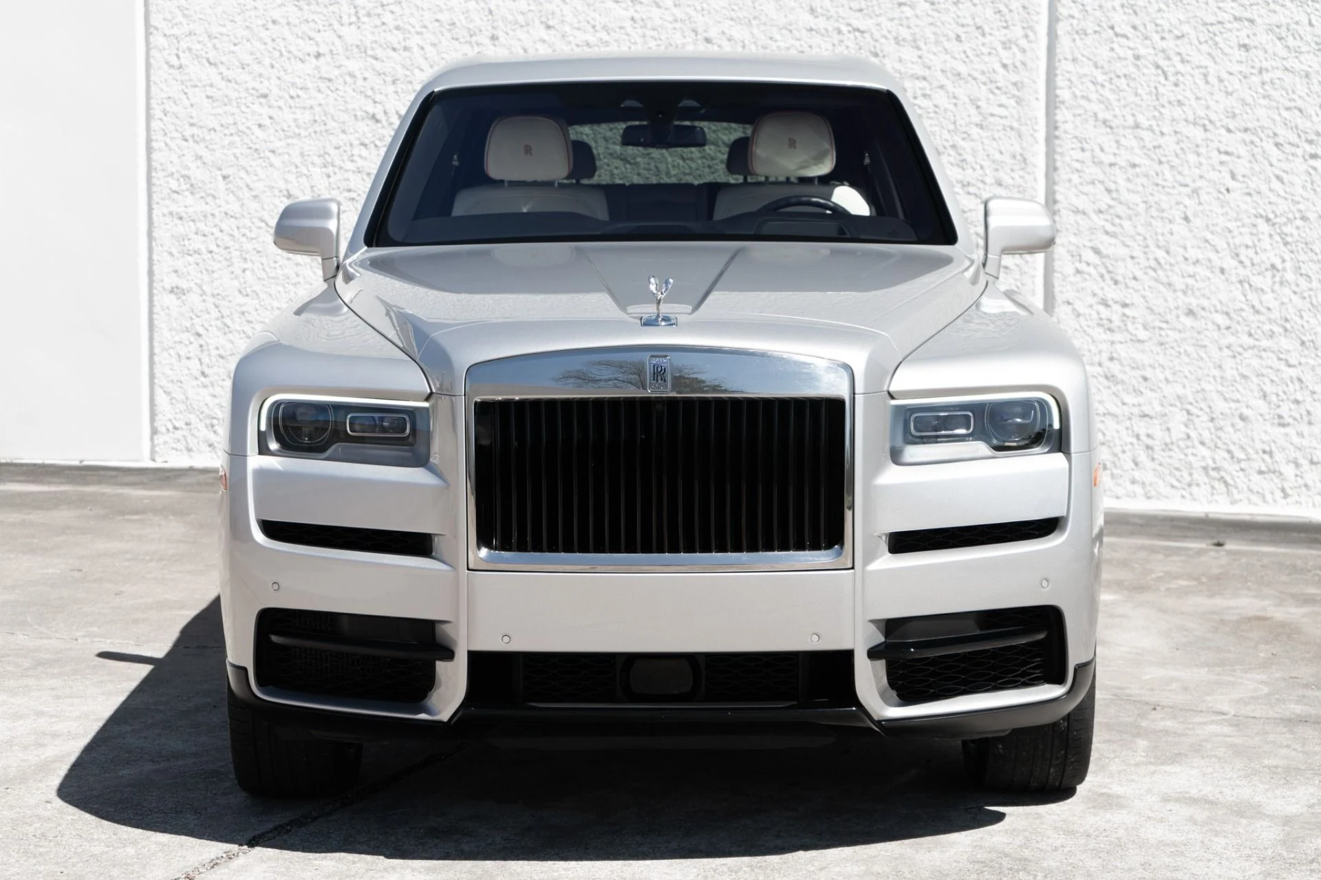 mph011_661808017_Used_2022_Rolls_Royce_Cullinan_1773433397_3d10148cd2