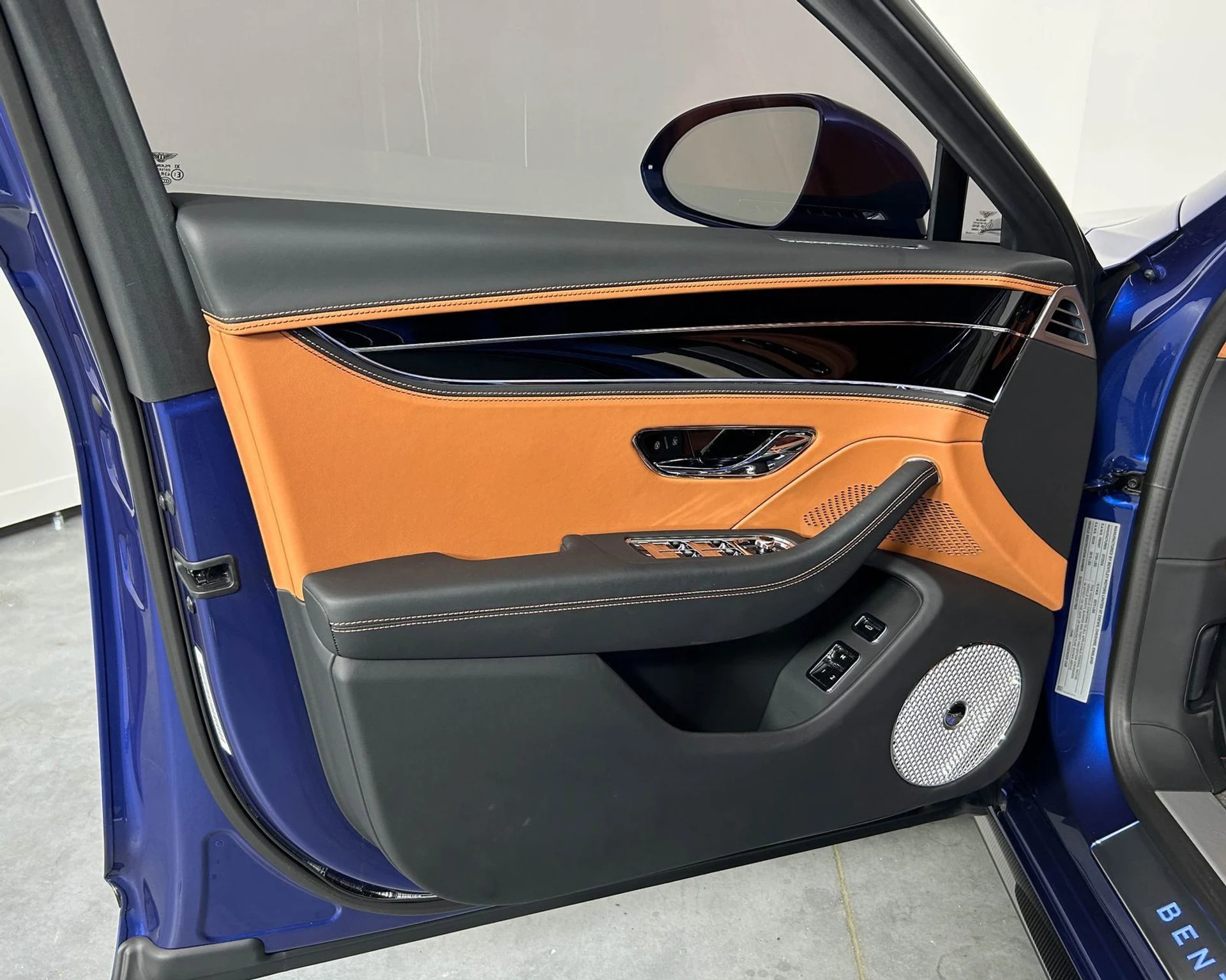 mph011_662484918_377268798fcb4cd6a10d4c9fcb4fbcda_c7b144491d