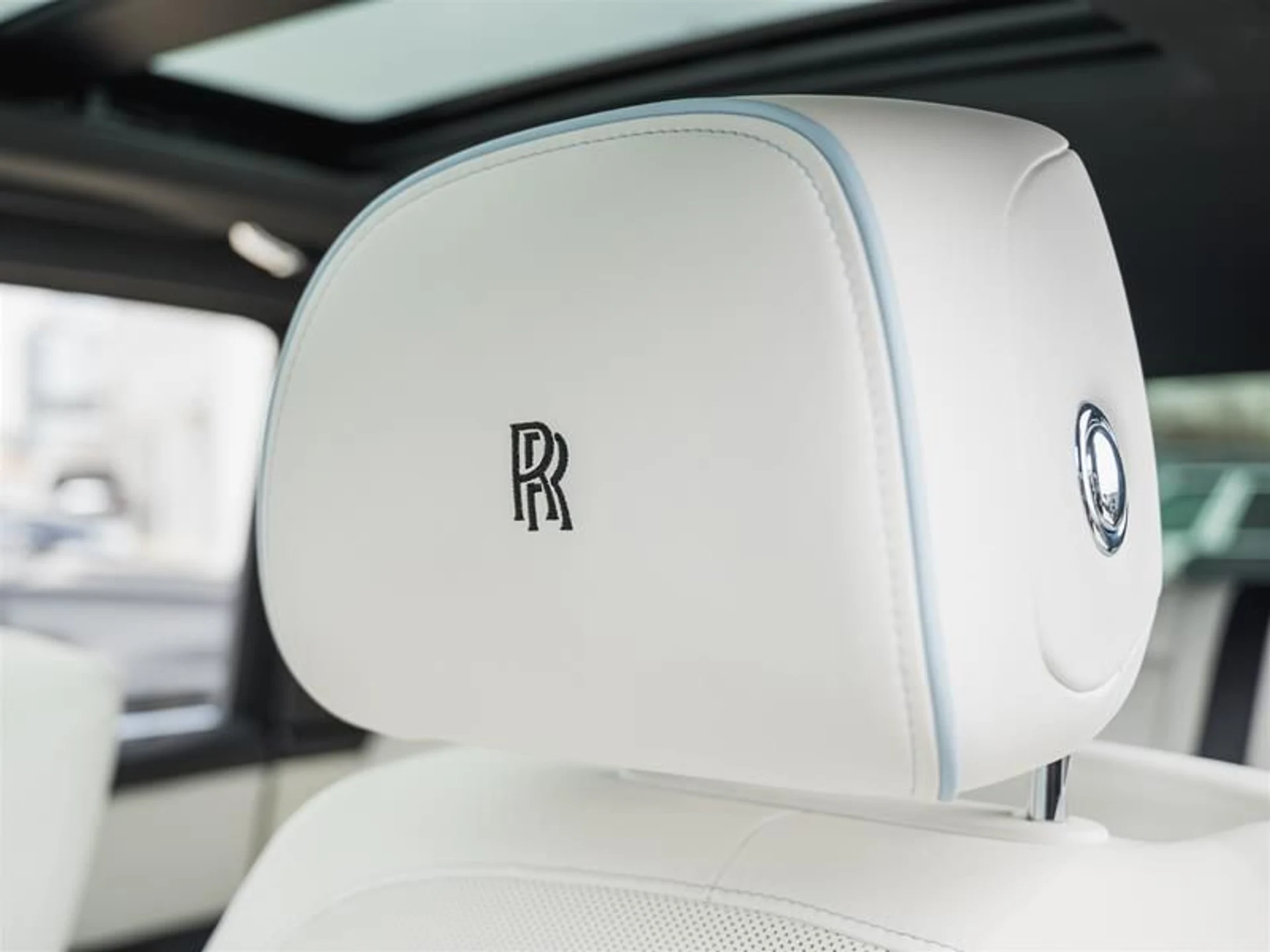 mph011_663495367_t2vonpug_39d6c58f5a