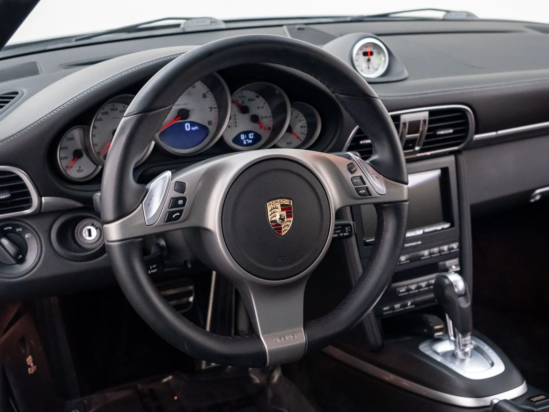 mph011_663708765_2c25d470c60097877f776e8c7ac74fd1x_8ec0bba1e9