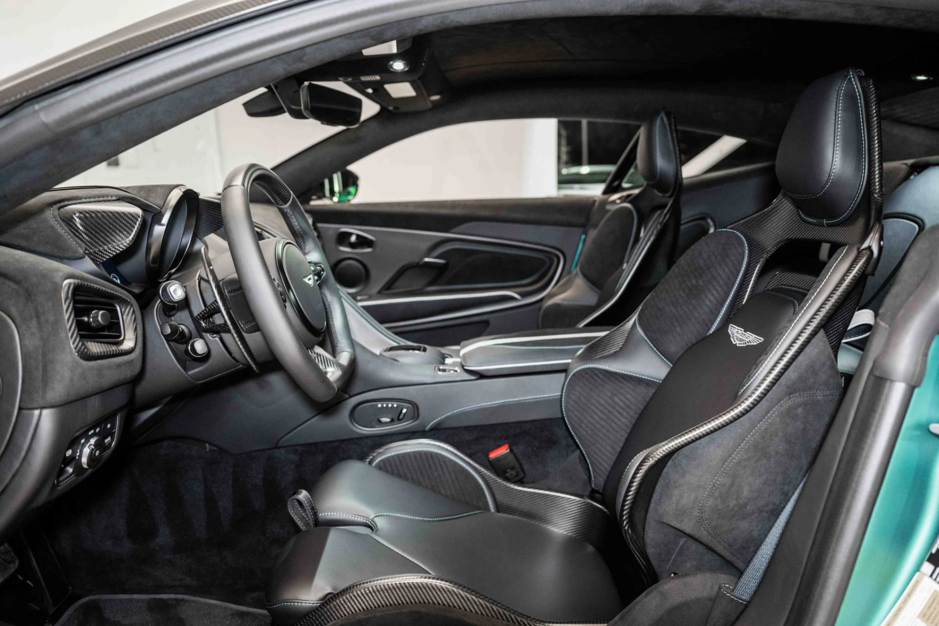mph011_665556379_Used_2023_Aston_Martin_DBS_770_Ultimate_1701899330_c7da8865e9