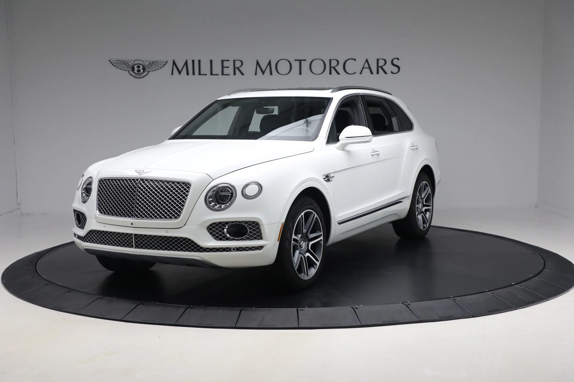 mph011_666766816_Used_2018_Bentley_Bentayga_Activity_Edition_014bdab349
