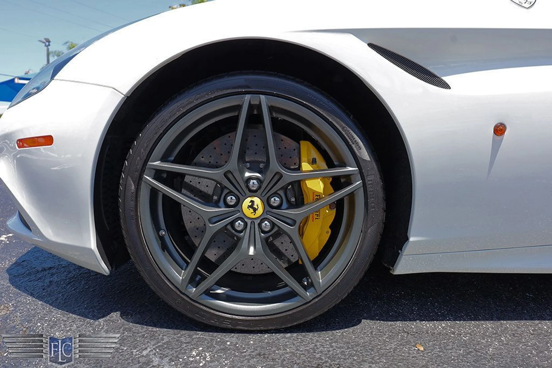 mph011_669092503_used_2015_ferrari_california_t2drconvertible_6305_23020099_12_1024_3194005ae6