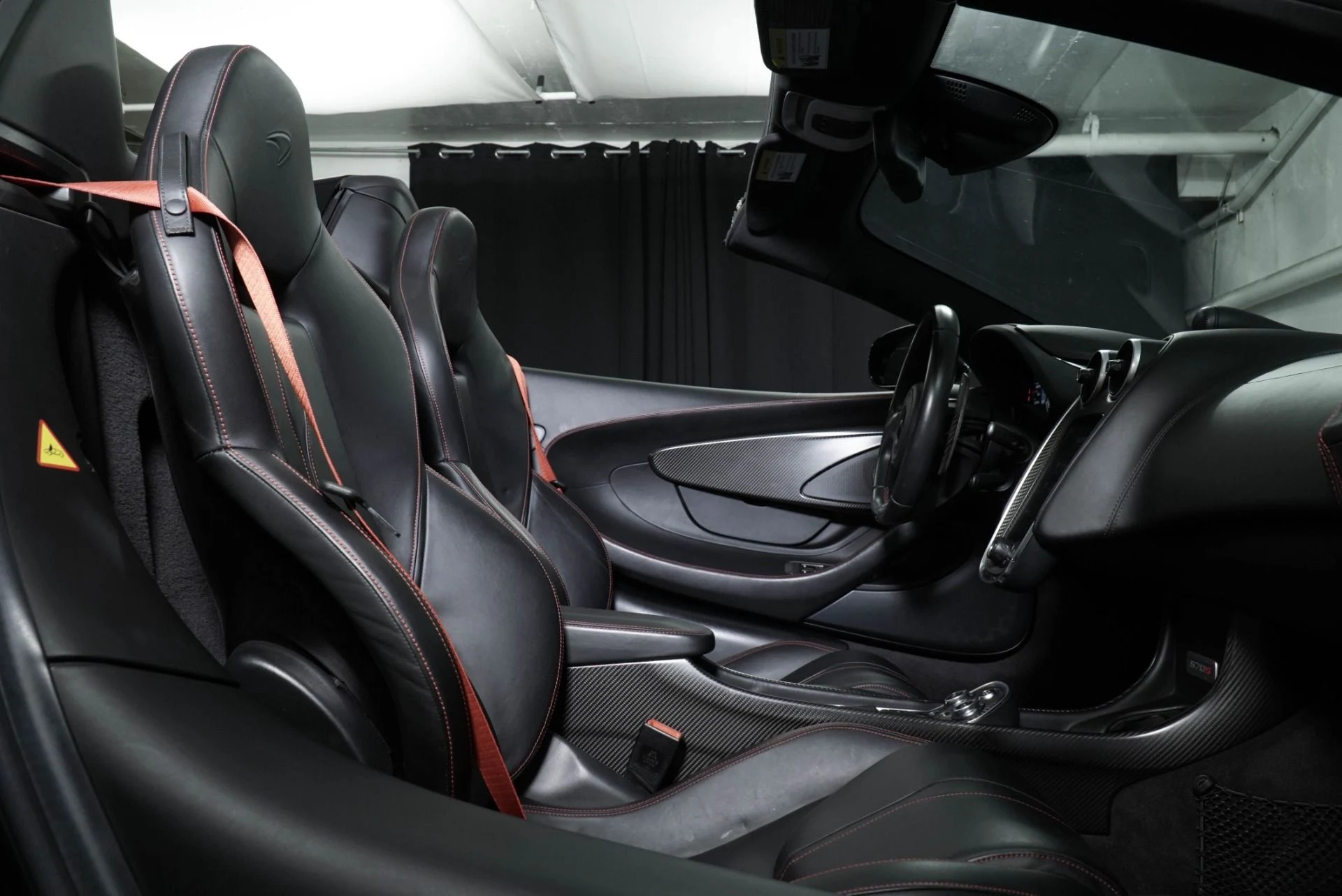 mph011_66921686_Used_2019_Mc_Laren_570_S_1765307043_017e224e37