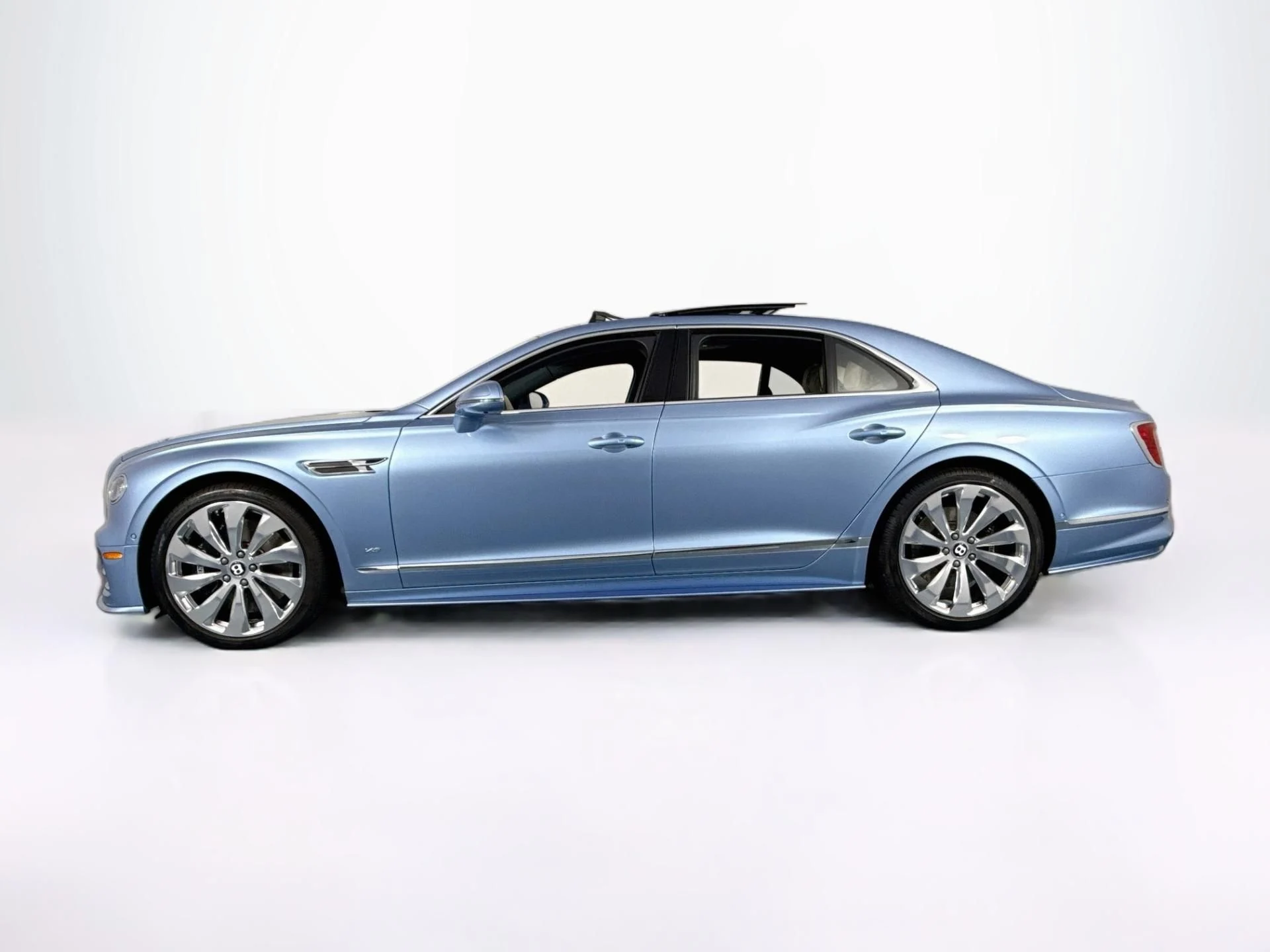 mph011_673263679_Used_2022_Bentley_Flying_Spur_V8_1787092872_a207891807