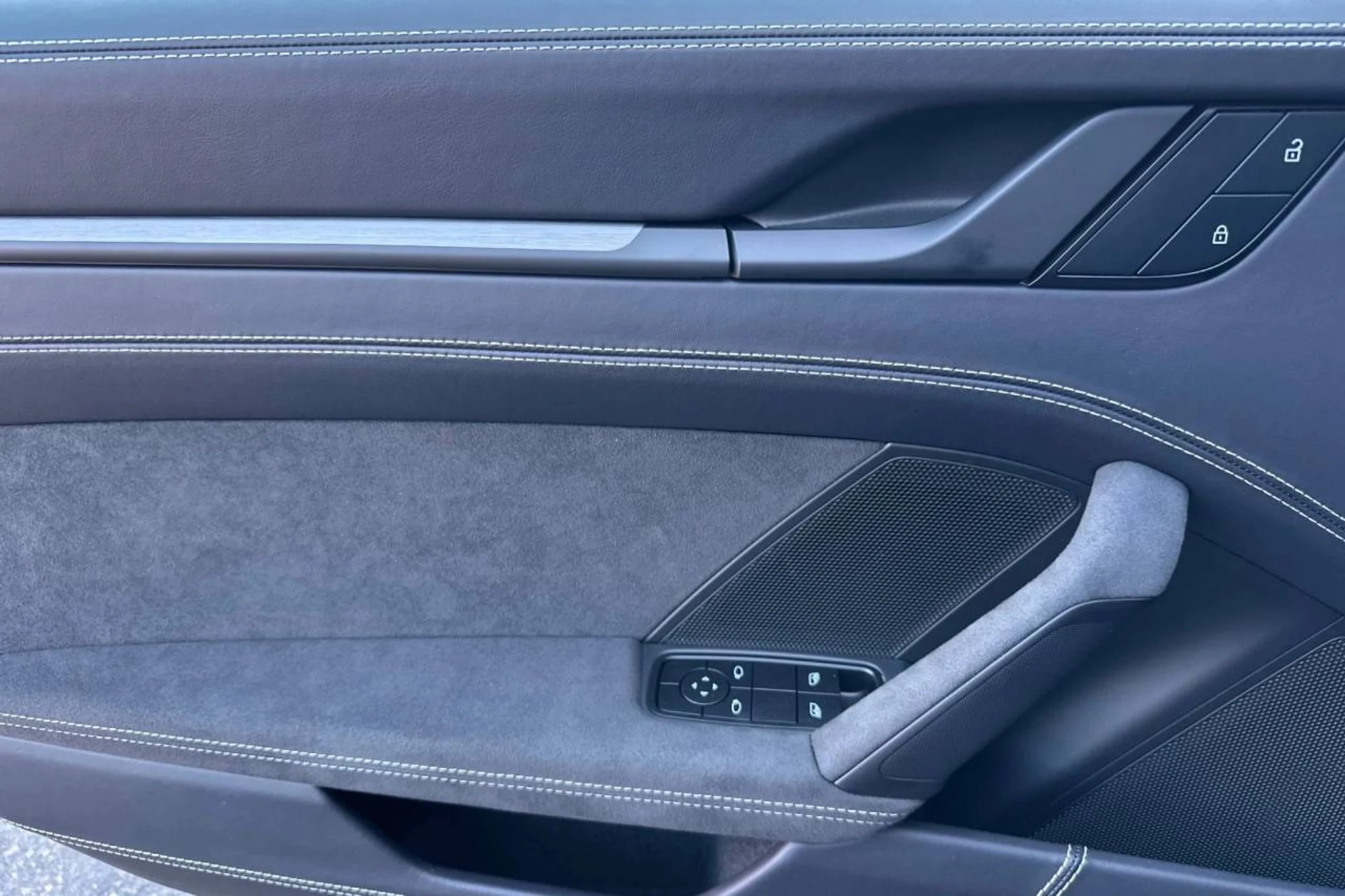 mph011_68021382_1280_edd88d86b0