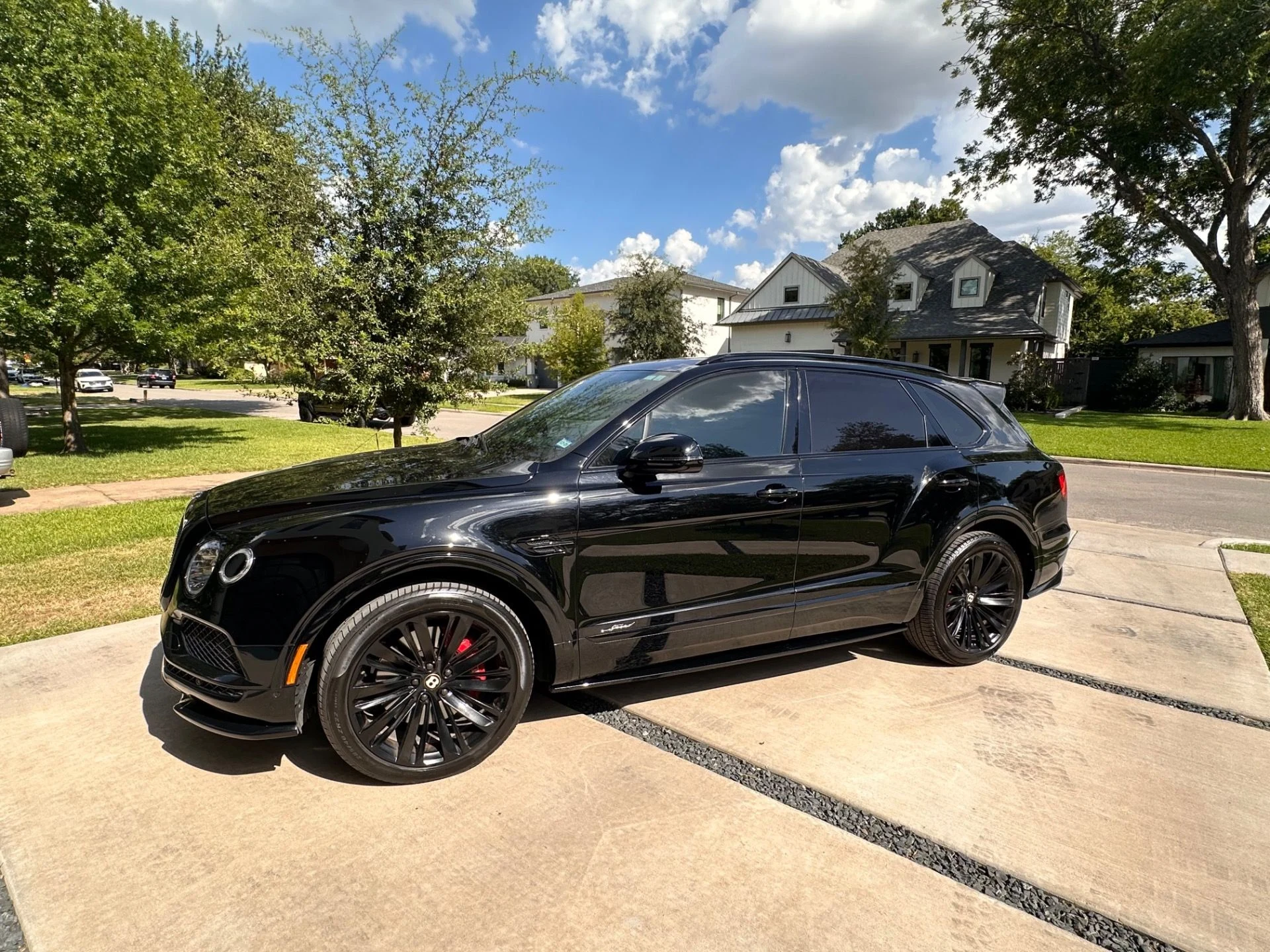 mph011_681319181_Used_2020_Bentley_Bentayga_Speed_1783614017_023a434ff6