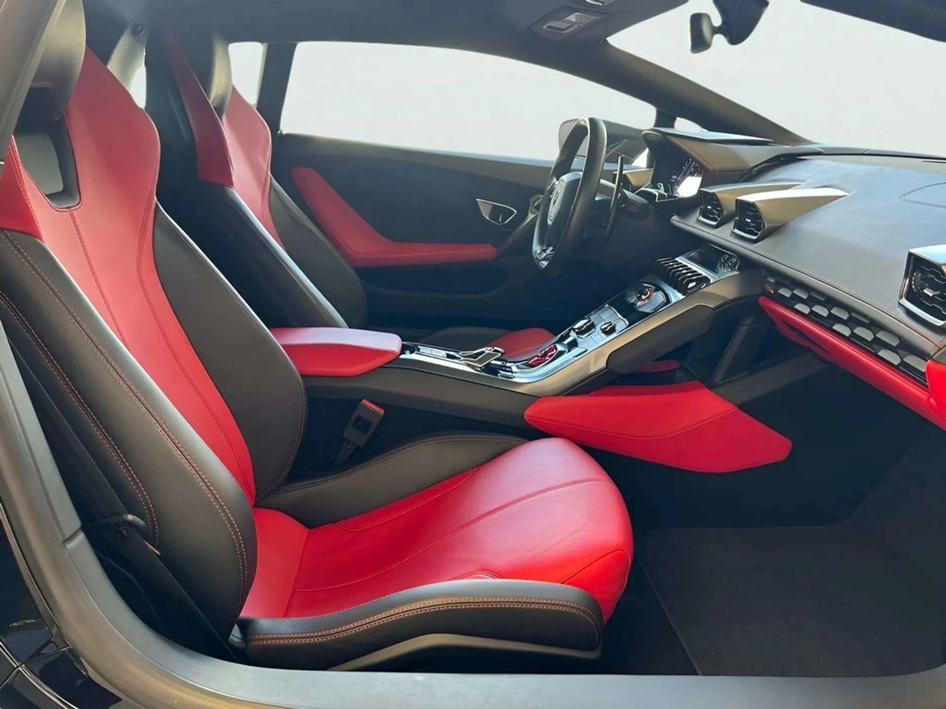 mph011_683025349_daa76874348de4d0eb3cfb6e9d9ba868x_914c65b086