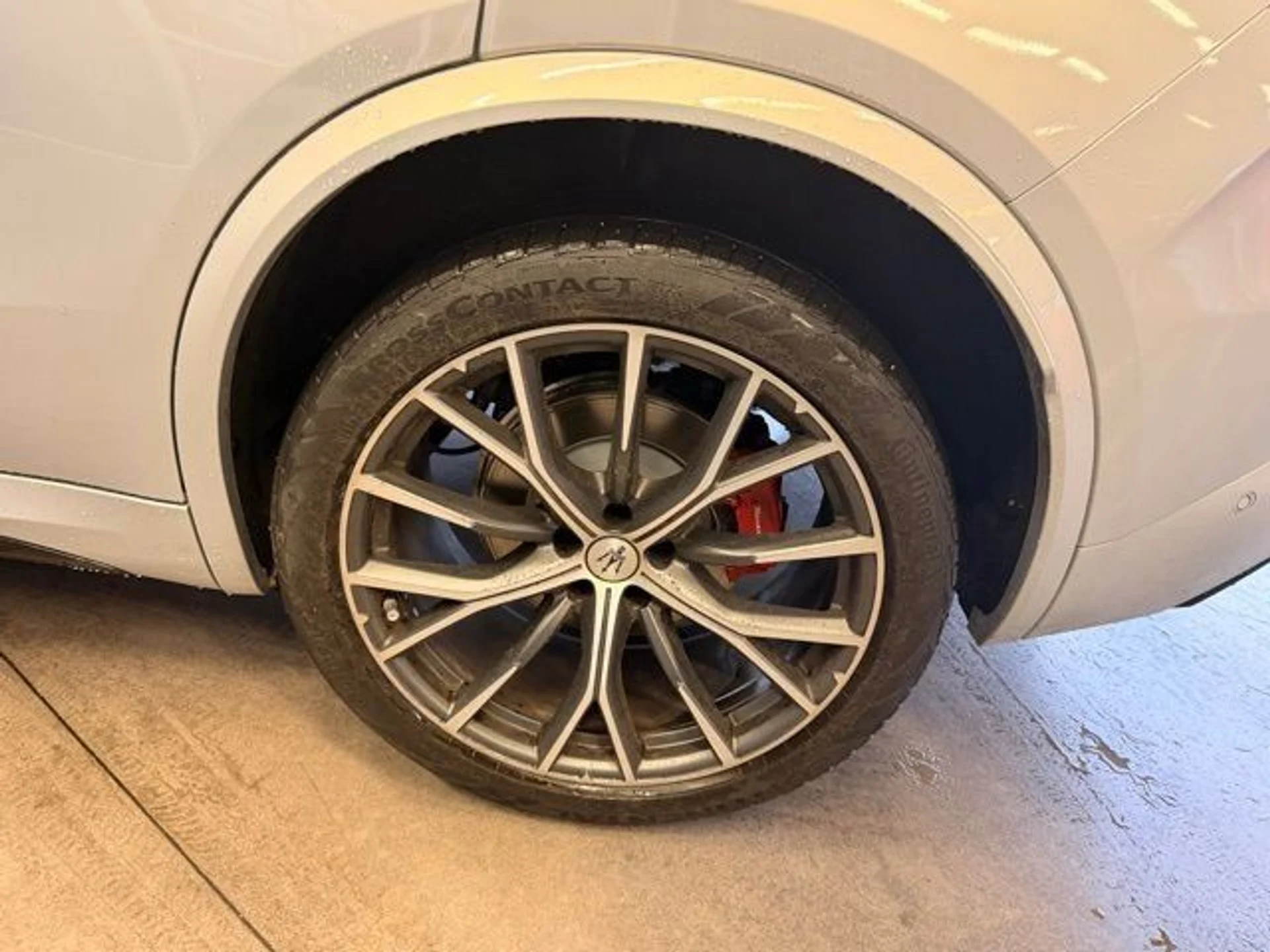 mph011_683623326_717d7cad4bf3752b02124128707dc68a_114f06f569