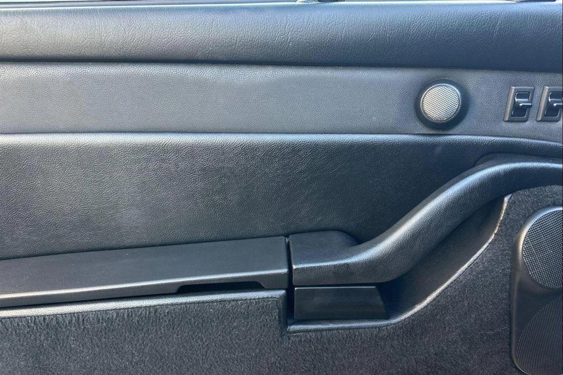 mph011_694685121_h_Wz_Z6kie_ZQB_45_F6_Yf3_Pz9il_HIYA_a4d863802f