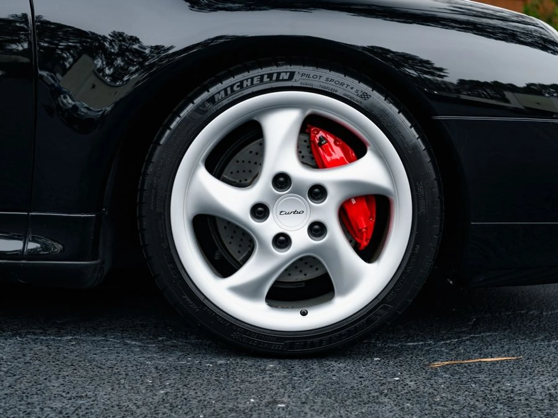 mph011_696556895_00962801_34f3_4db5_845d_2fbfc2c7a16c_6b572edaba