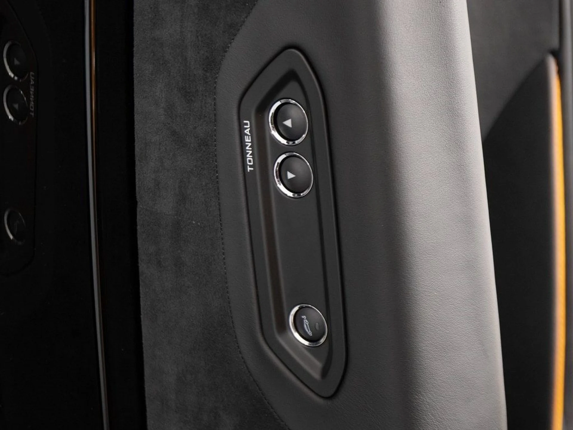 mph011_702505787_2f01b7fa4841be19f3a1acf1a0dd2fc7x_e741637fb2