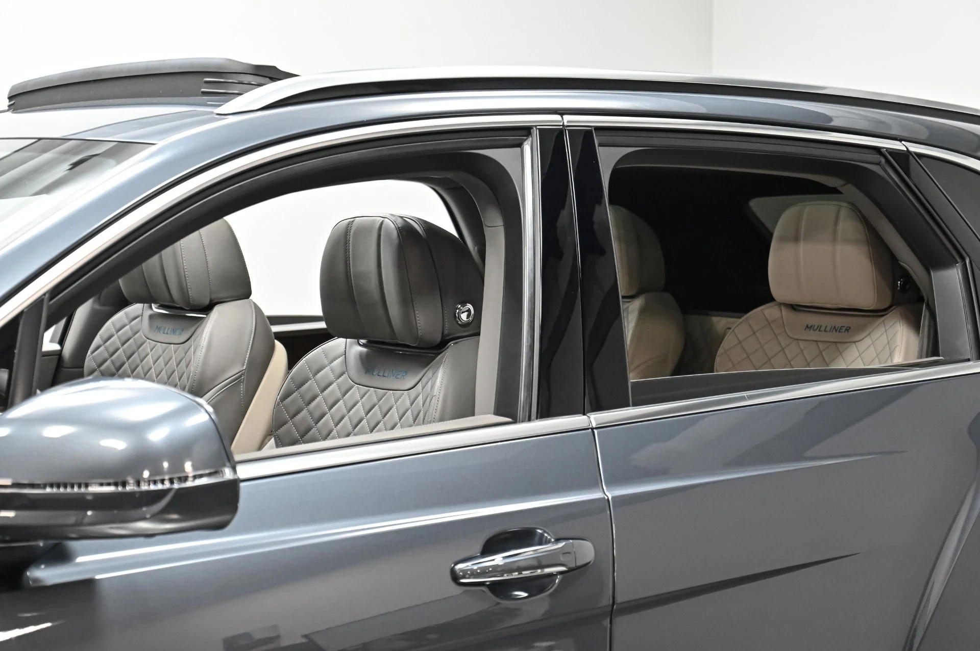 mph011_703581239_Used_2018_Bentley_Bentayga_Mulliner_1757623684_befc65bbe0