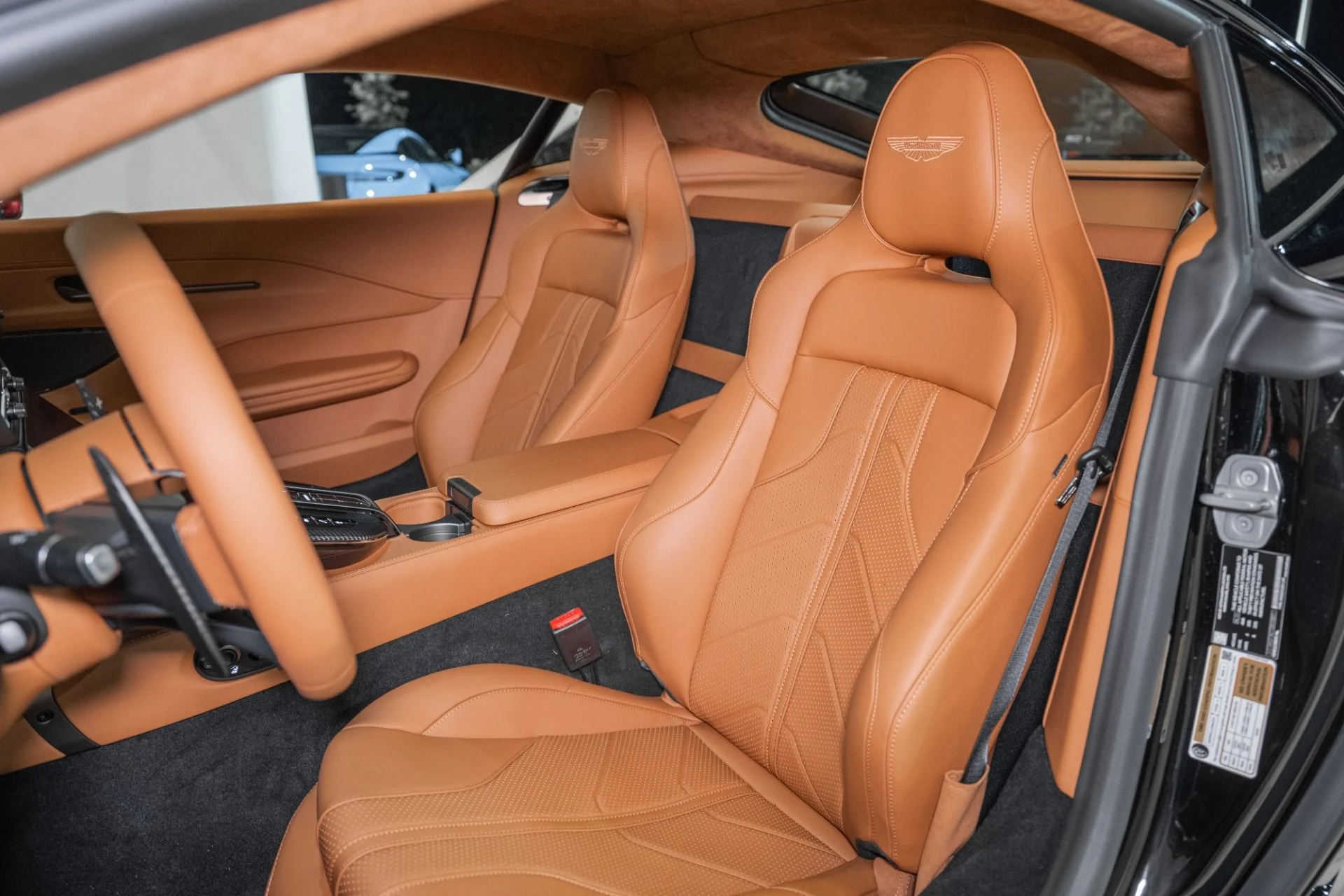 mph011_704503873_New_2026_ASTON_MARTIN_VANTAGE_1759283395_4371f47d4b