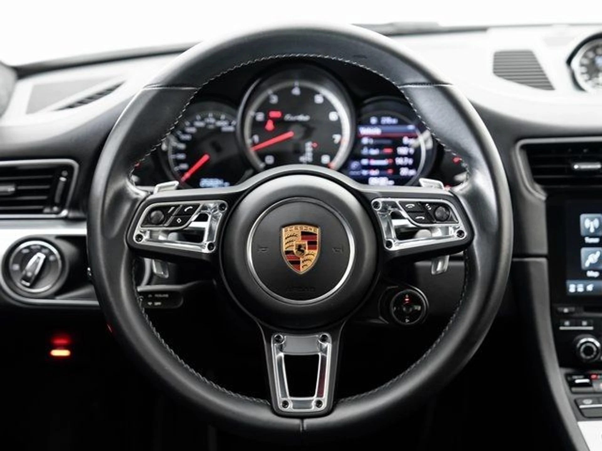 mph011_707013252_330e8d624cee75002473fd39625b0b90_a947722ca5