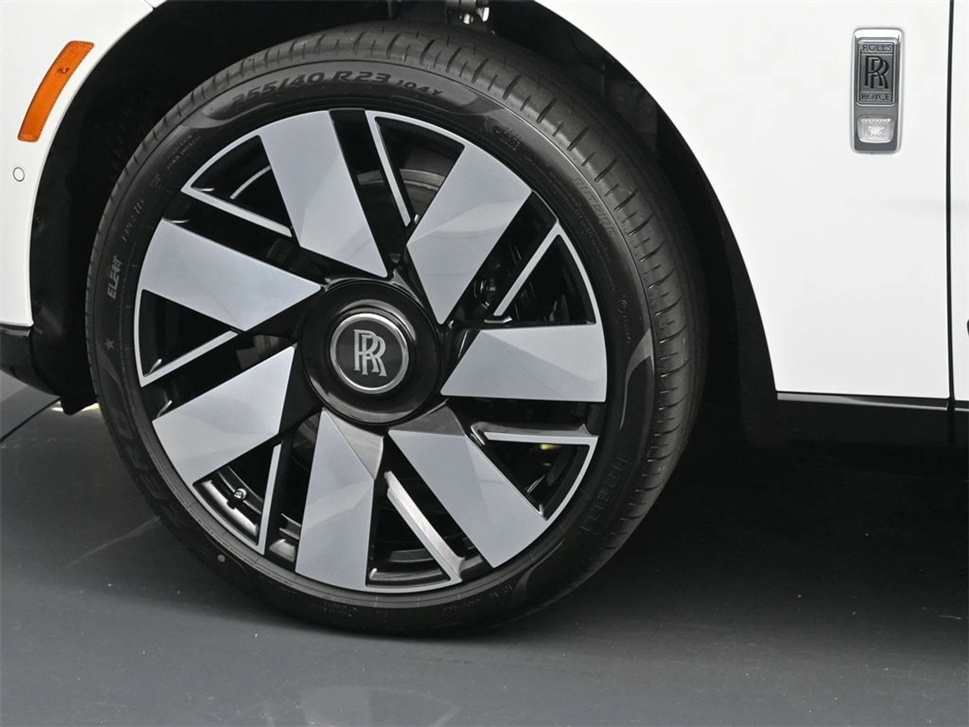 mph011_707339462_765d7cb8d8b645ef40b0583d6b86ddaax_c8cd35f299