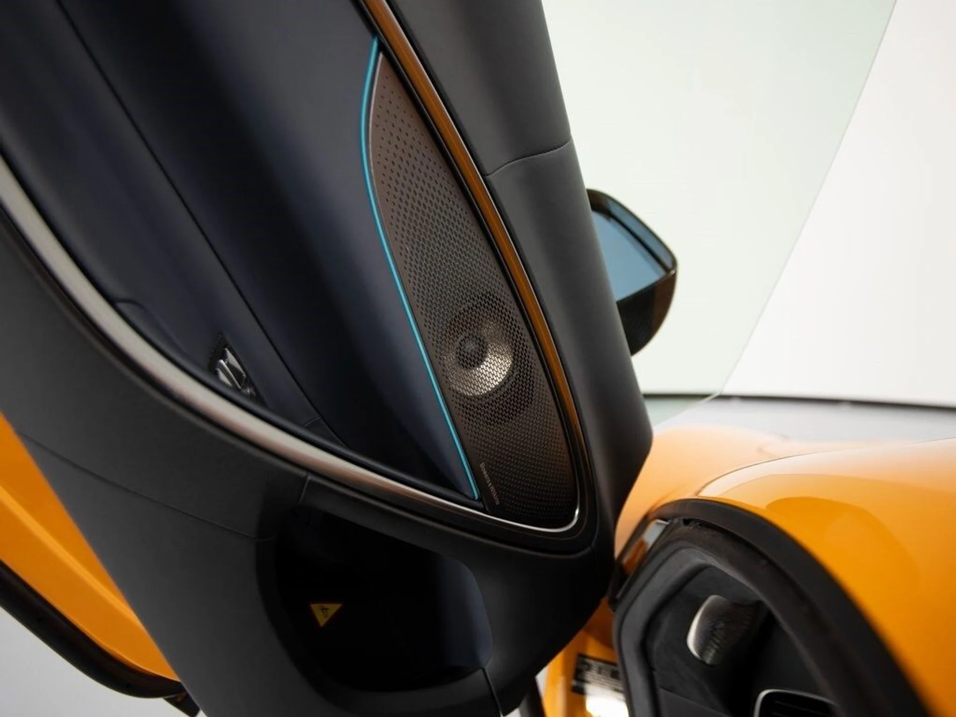 mph011_707809109_9de827a35c637b8ceb1dbdc98d434cfcx_c27c89eb42