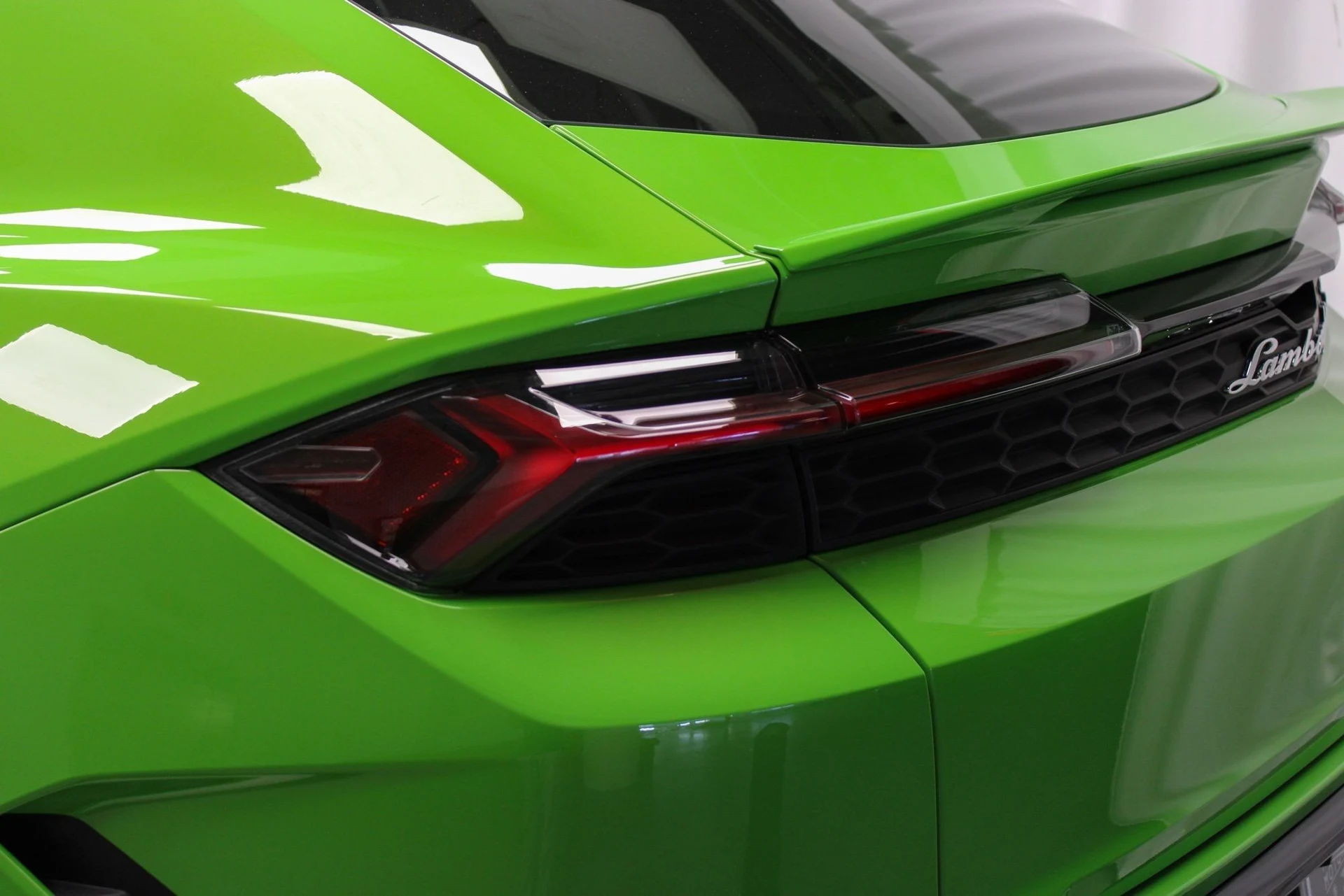 mph011_70922764_a04ee6985d97c45f12aa0b60a3133d0a_fafac30039