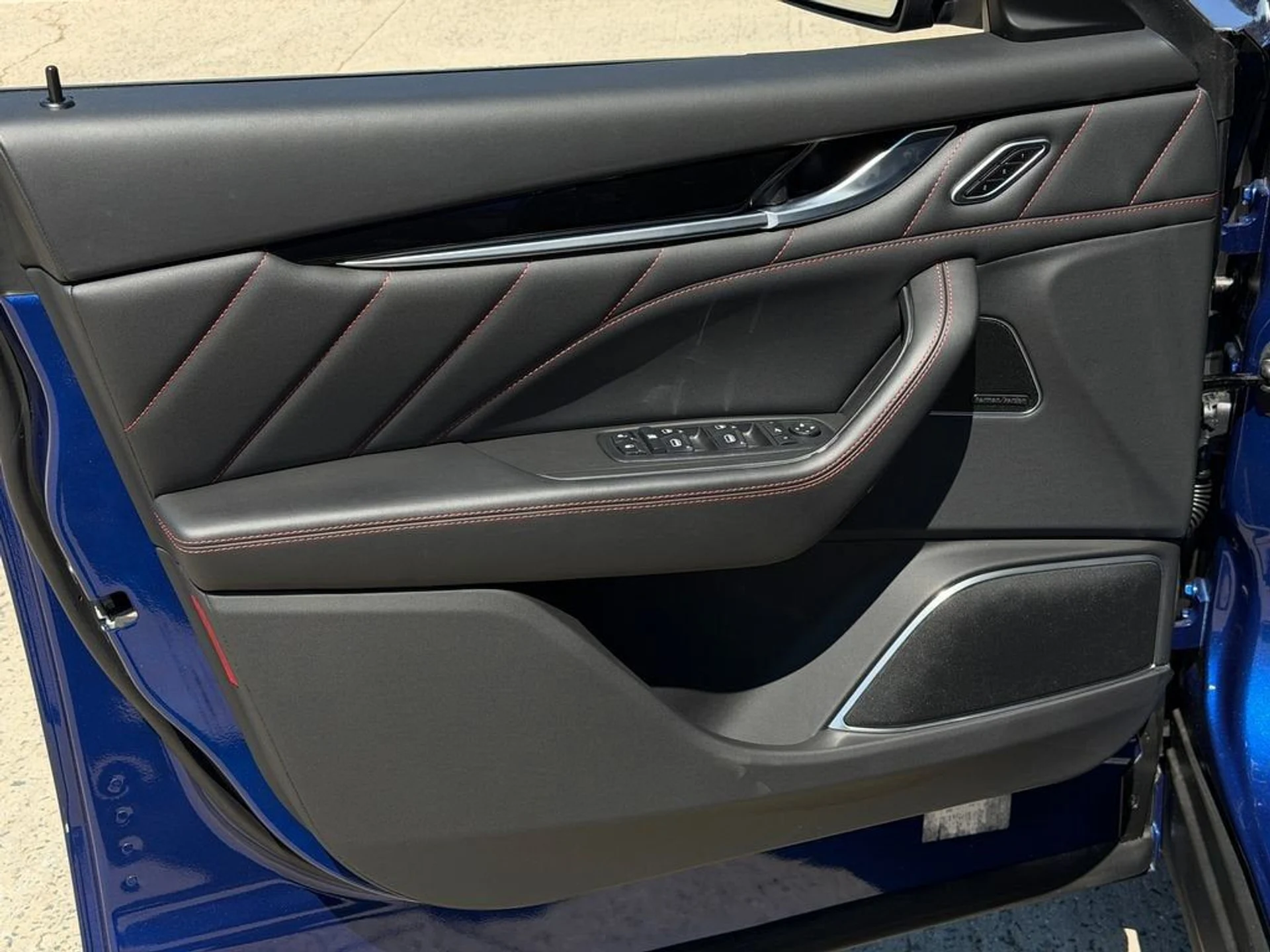 mph011_710487027_f8a863b1c4b54318ba45e58a0640c8bc_5f16bfe5a7