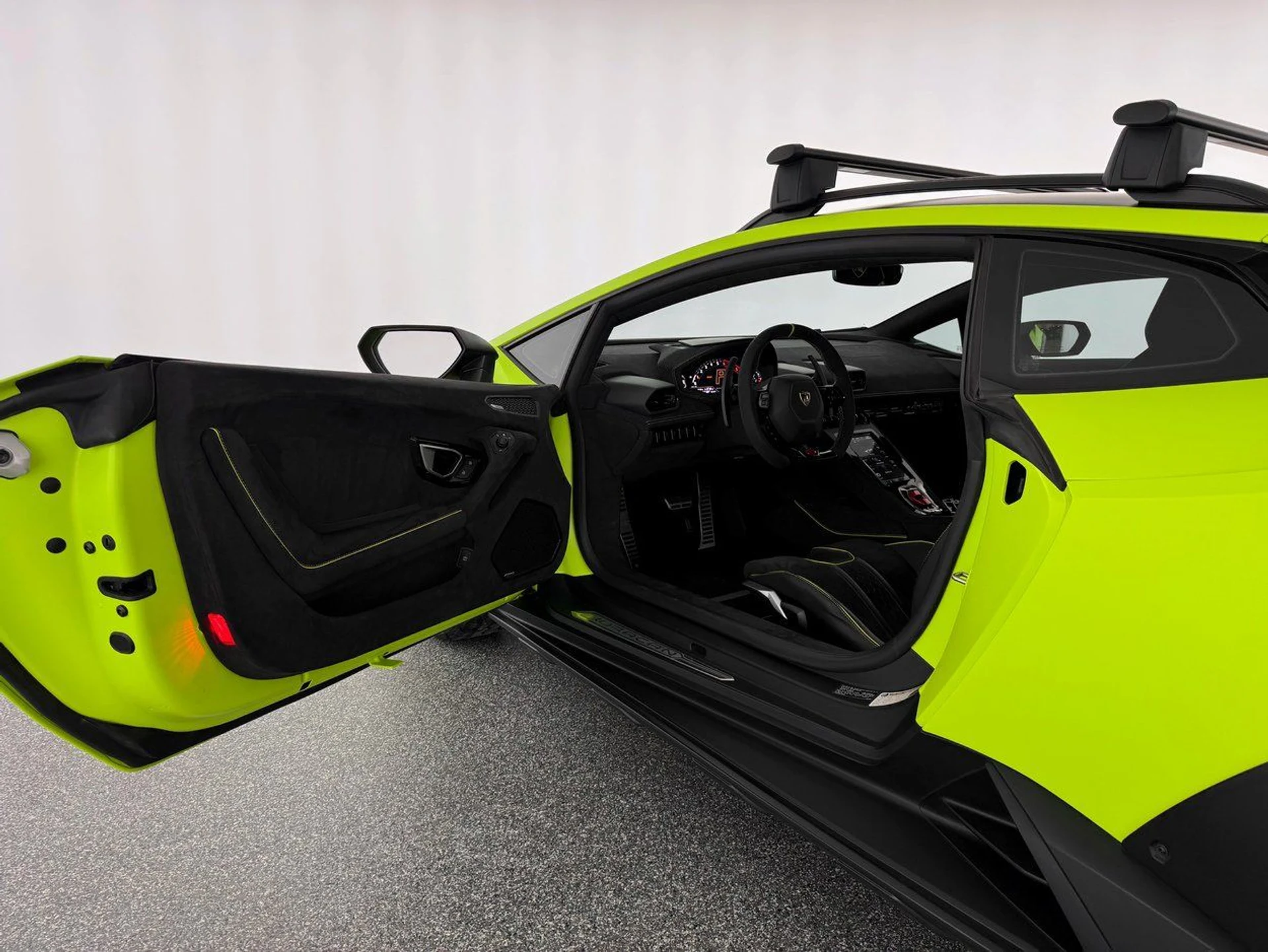 mph011_710921021_0cb164a63b82e24e67a2c3d6198ea3e6x_e879bc104d