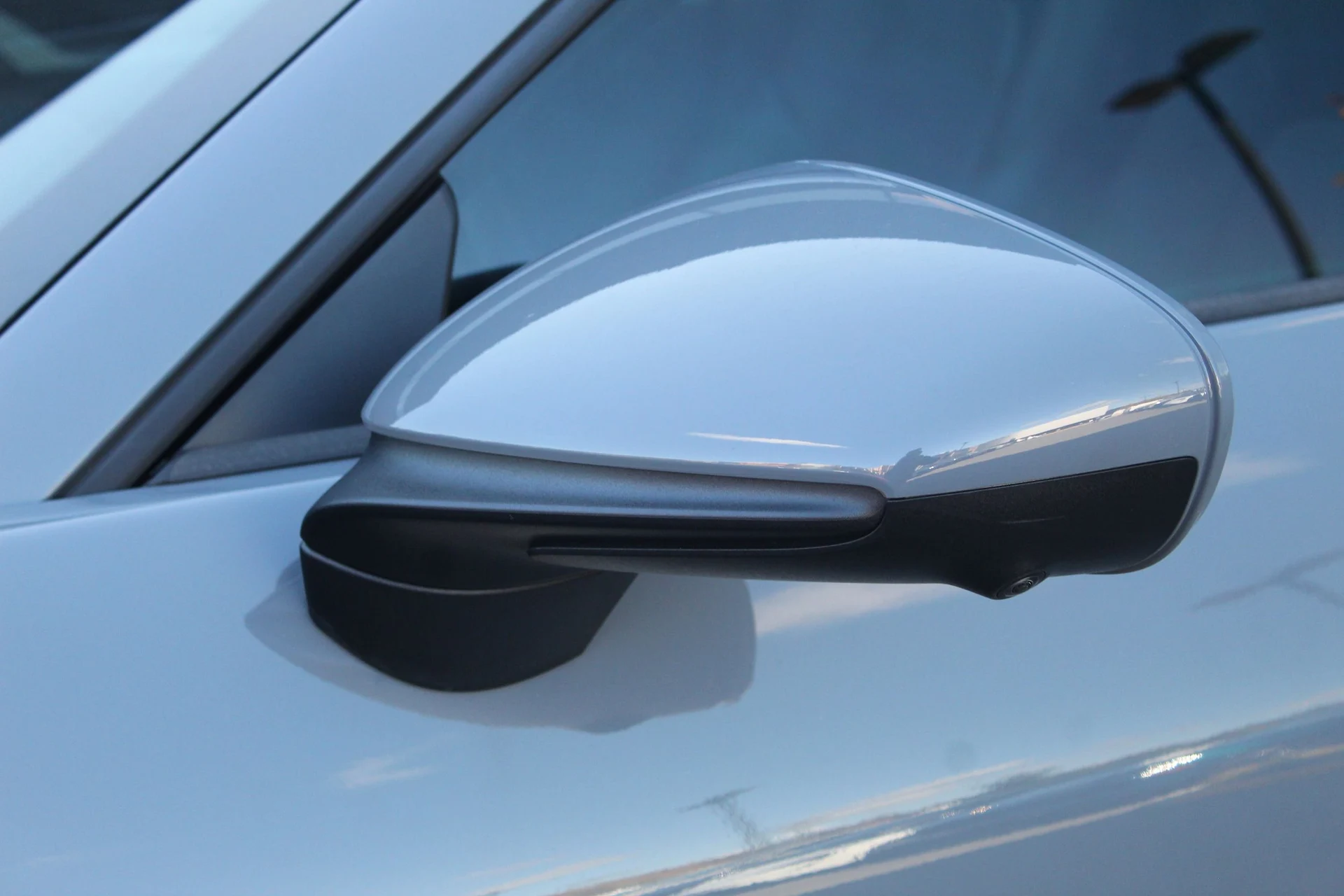 mph011_716211770_4a37777d42193e1403bd54ff3b3e6fb2x_979977a2e1