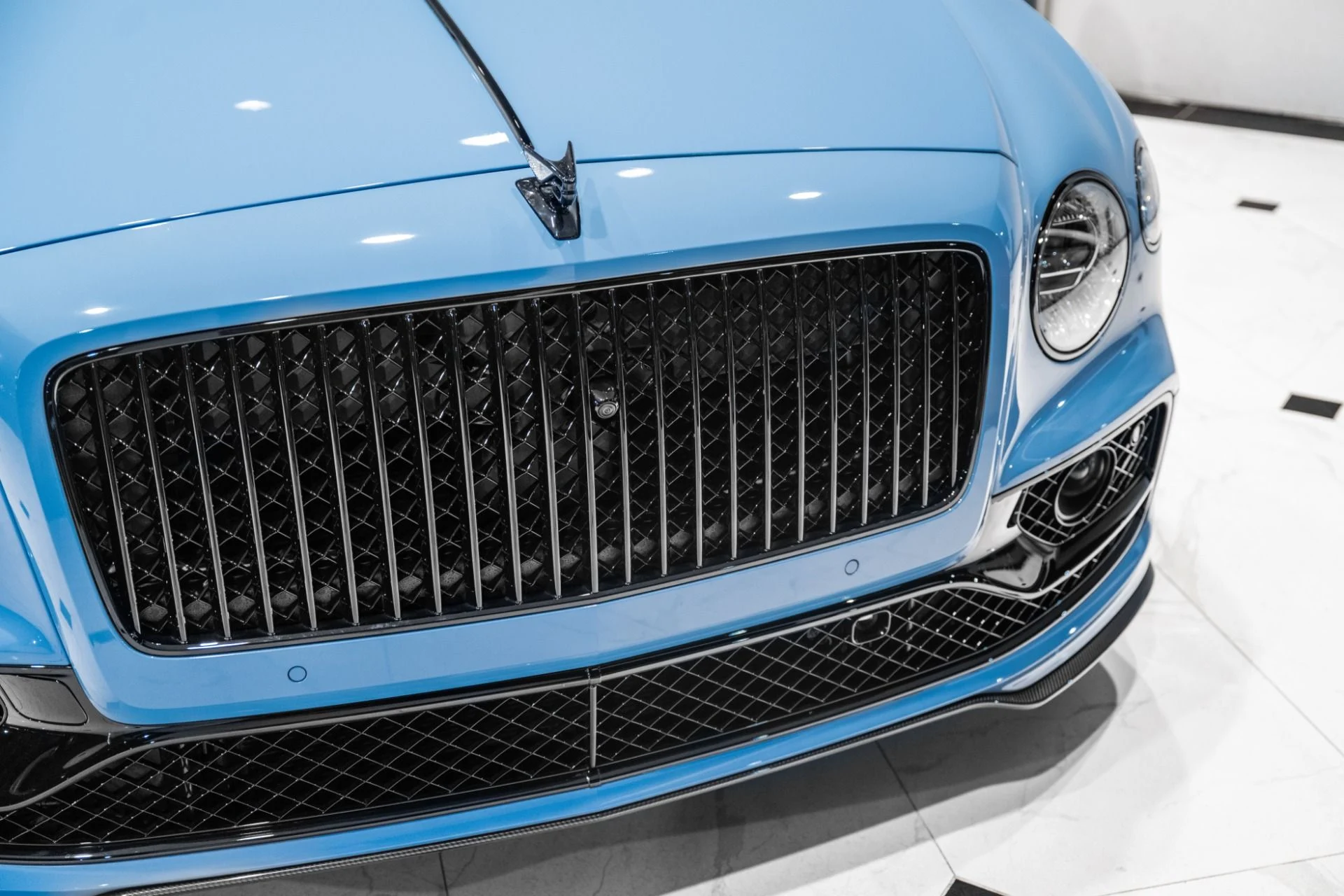 mph011_717694644_Used_2024_Bentley_Flying_Spur_Edition_8_1777999219_aade0efbf4