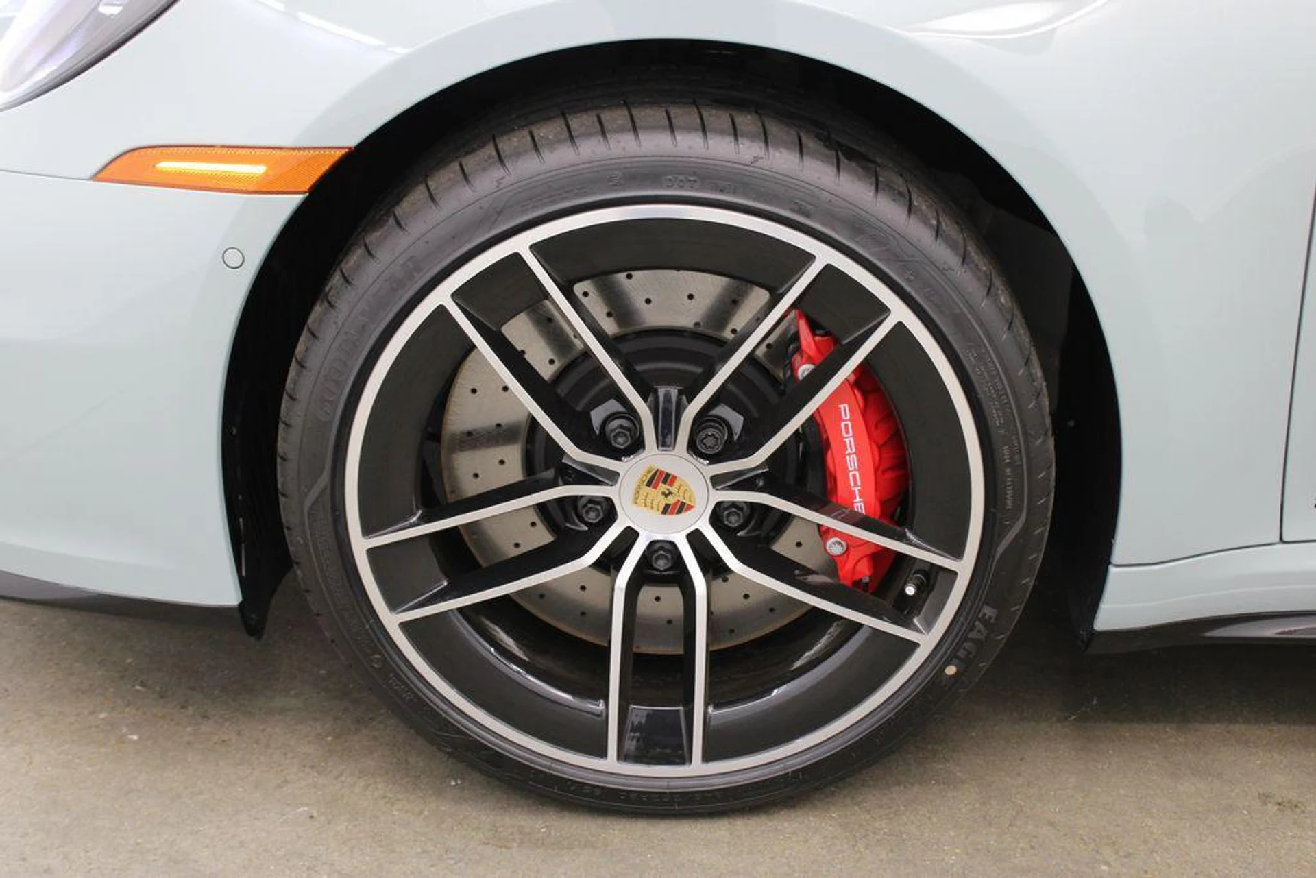 mph011_718370617_SBC_Lc5_AY_7_E_3_LH_6j_Mc_Rx_I9_Fz_Y_Zo_cc53e0d997