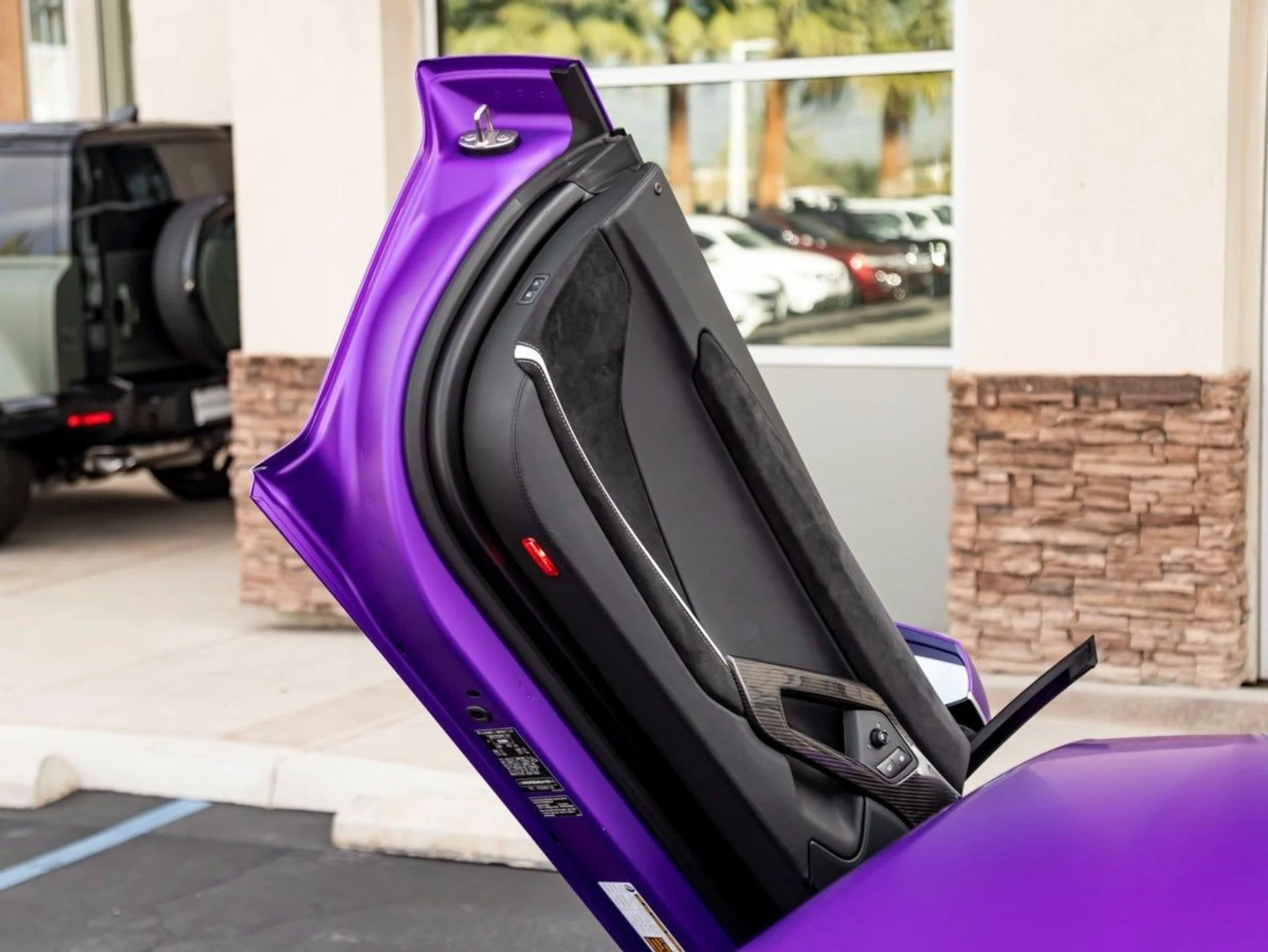 mph011_718561419_12_6be9860403