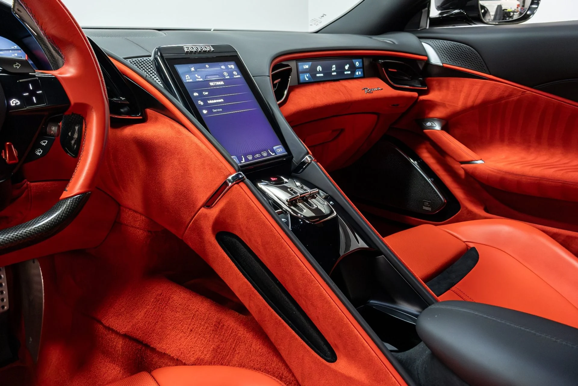 mph011_723800685_Used_2022_Ferrari_Roma_1775684538_d46506328d