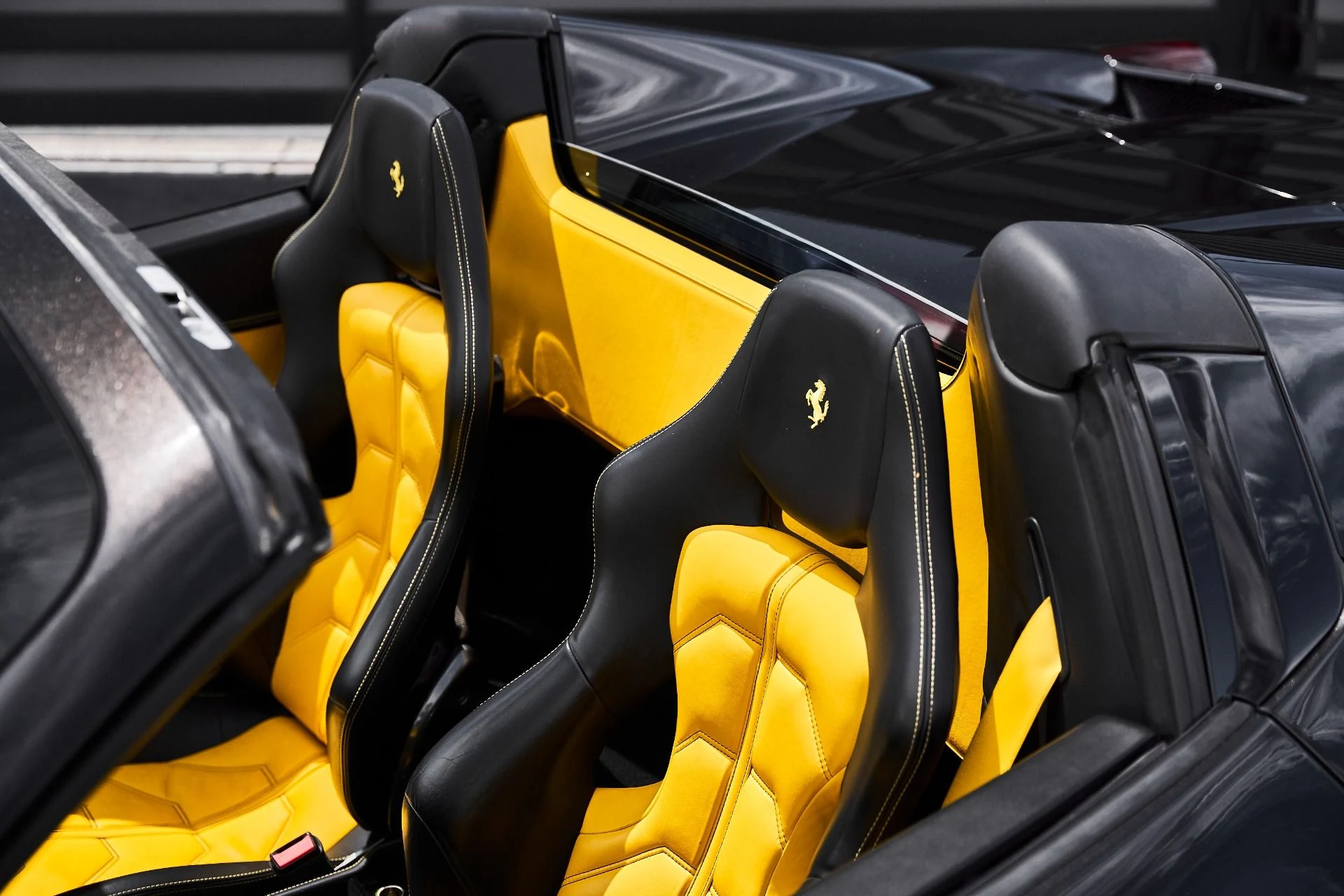 mph011_725225199_Used_2013_Ferrari_458_Spider_Base_1778089034_25af755aef