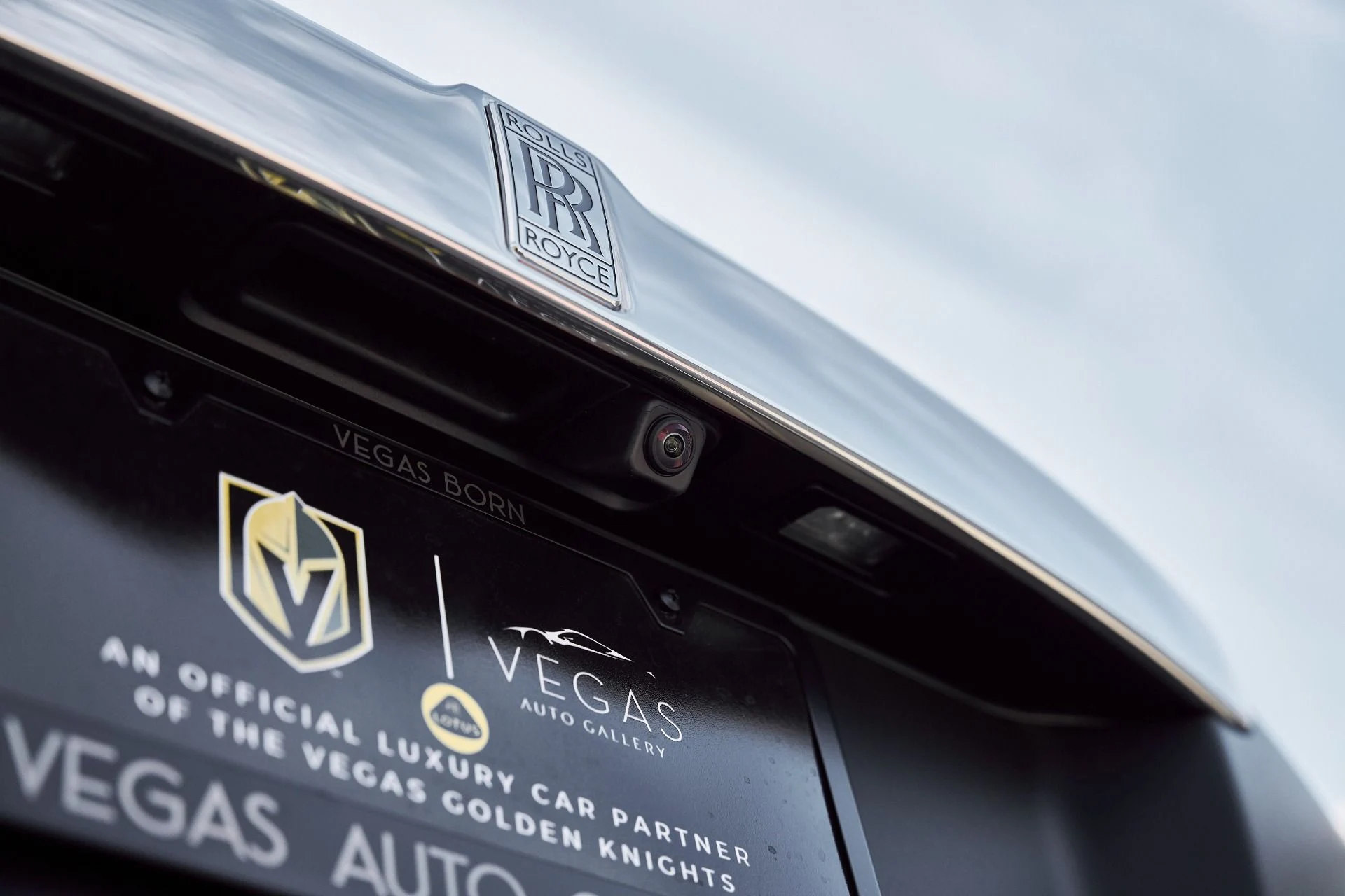 mph011_729133759_Used_2025_Rolls_Royce_Phantom_Base_1769480871_a9562b1f09