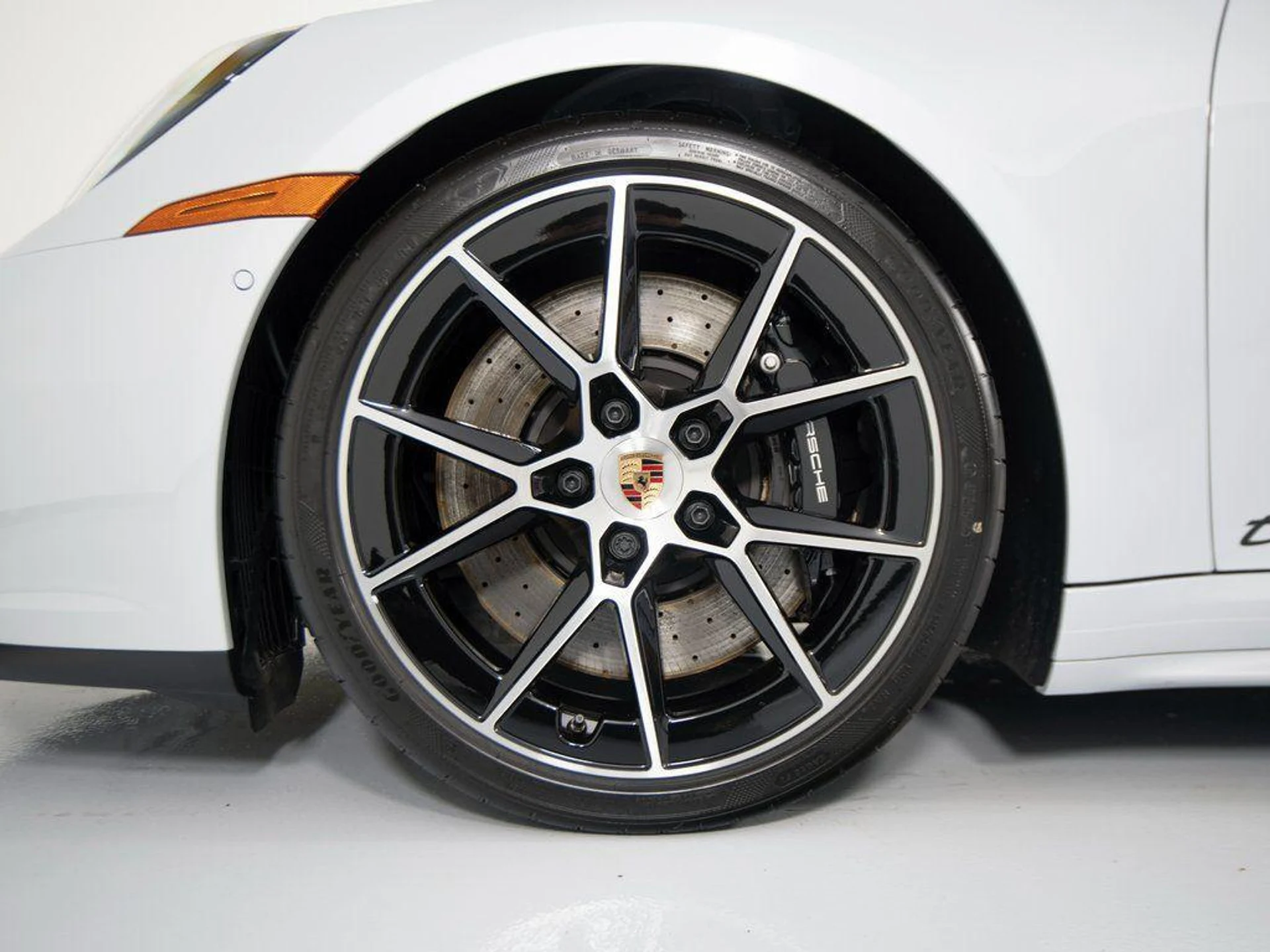 mph011_729601560_EF_Avb_V_Gwc_Sy9e_Nlq_D_Av_QCN_Rhqgs_311e29c8d3