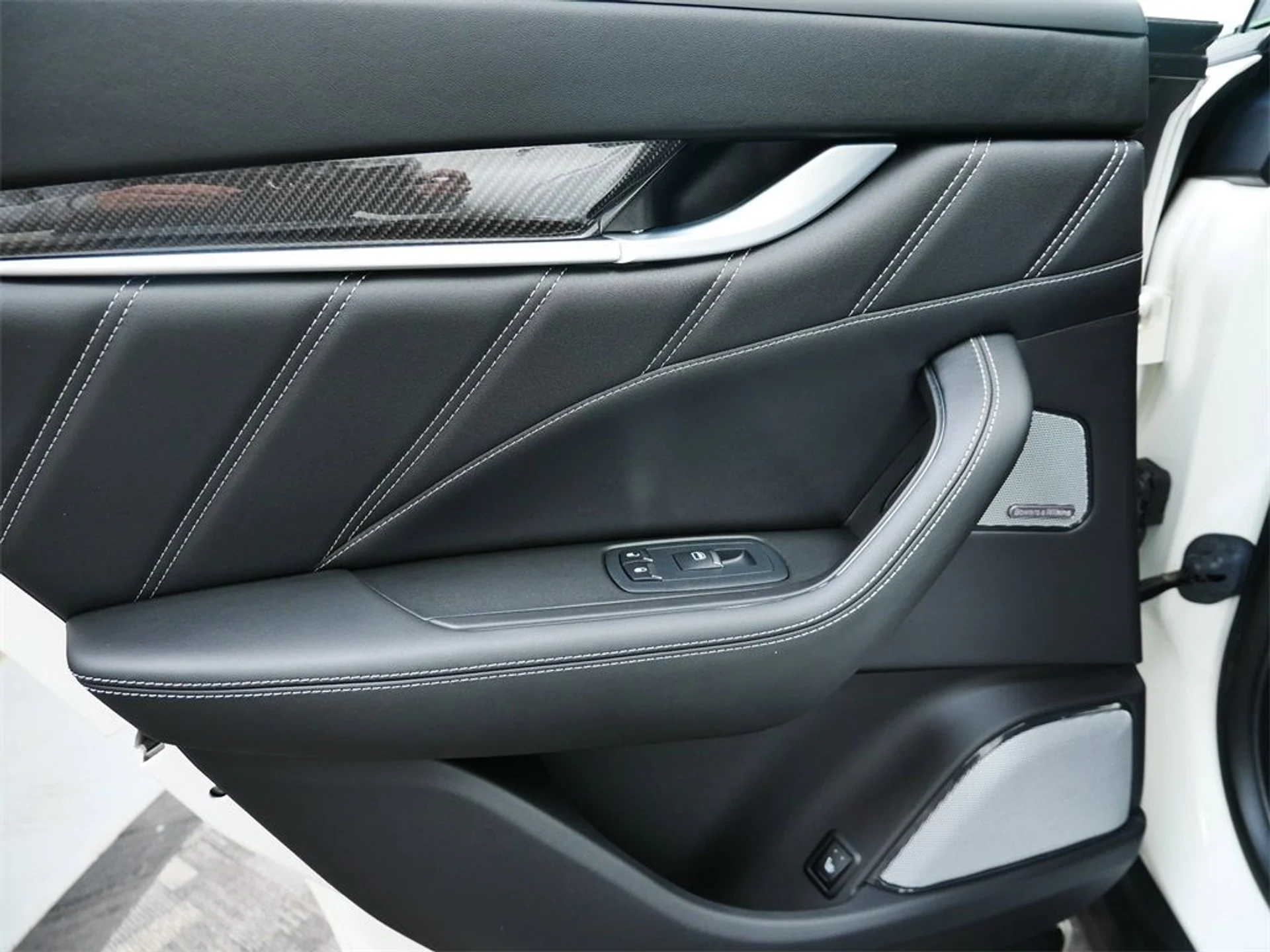 mph011_740139604_ba90b55557a0b965fbe46b5ac109d420_c2ed191dc0