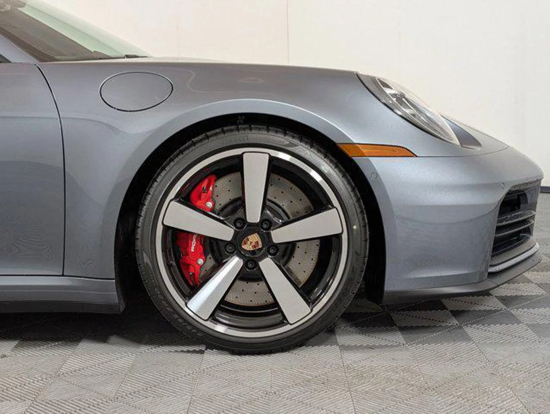 mph011_743874383_NY_8w_P3_P6_Cq_Tl_QC_Nz9g_Q0y_Mvykuc_19f96d0e12