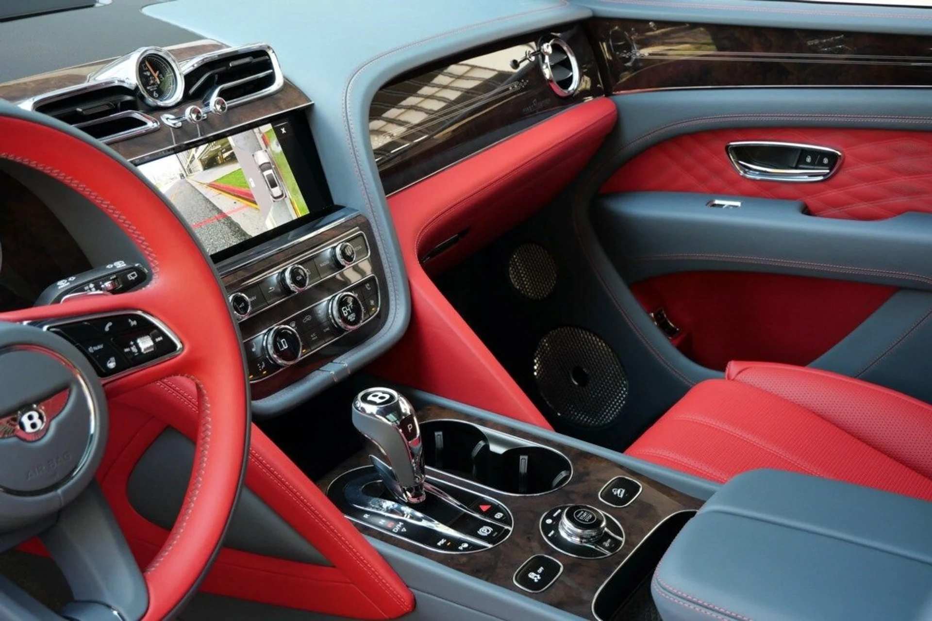 mph011_747470067_5573307824323fb2e44b21af9a1f1427x_eb92ae6793