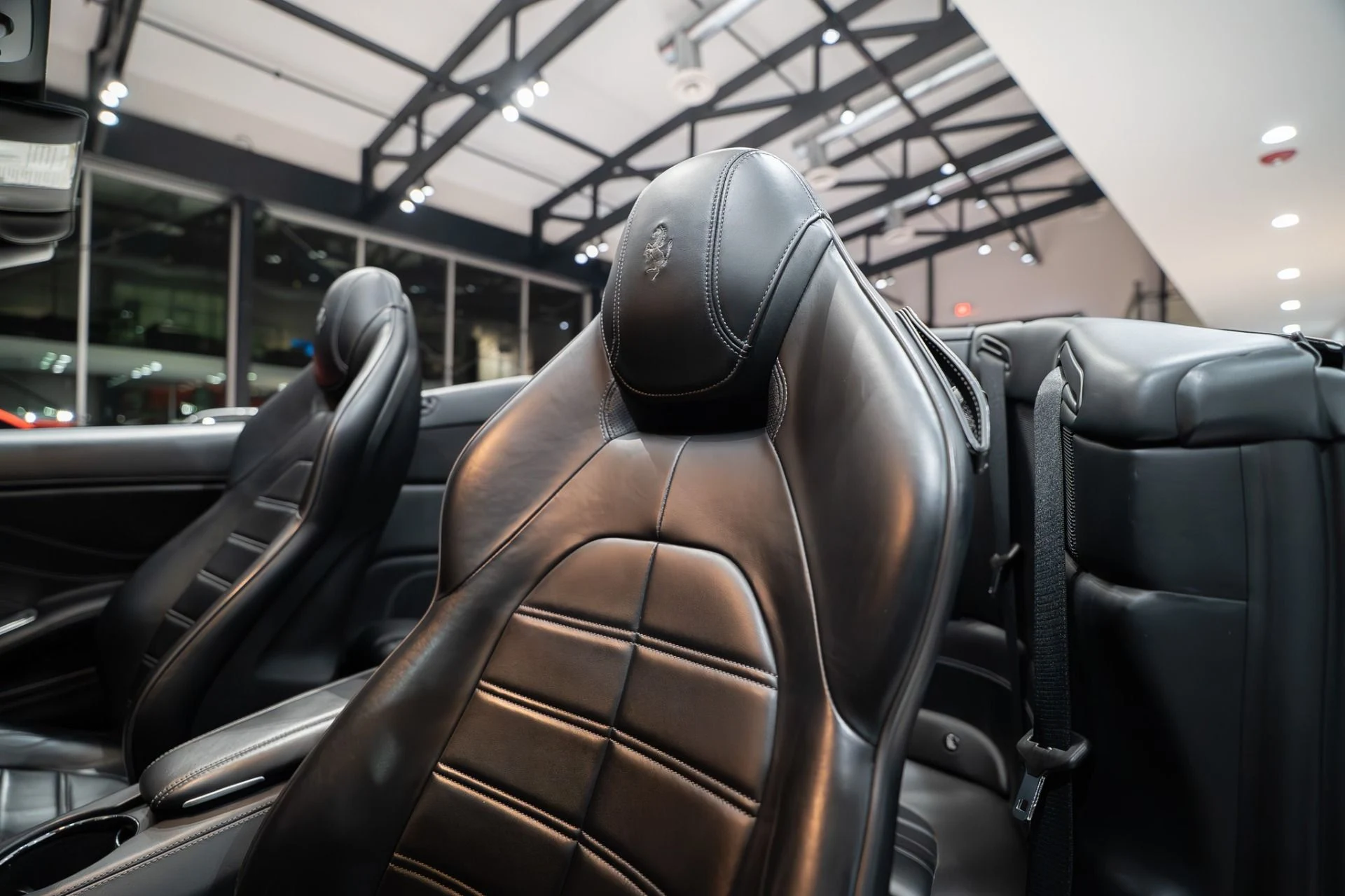 mph011_747901506_13472_p12_l_caf92407b3