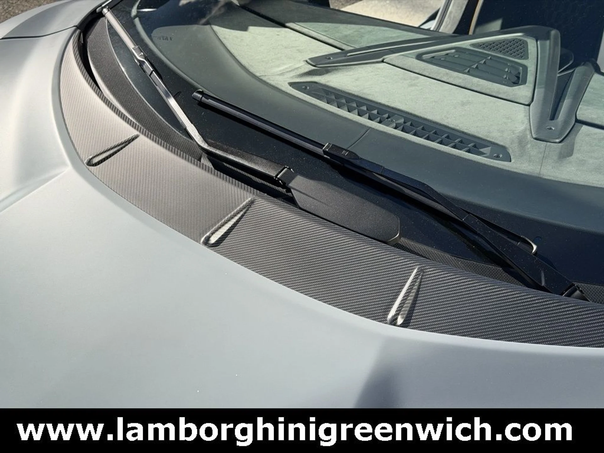 mph011_75212936_6f2847dddc2f49da16e45f7eacd5f3dcx_6401a83dce