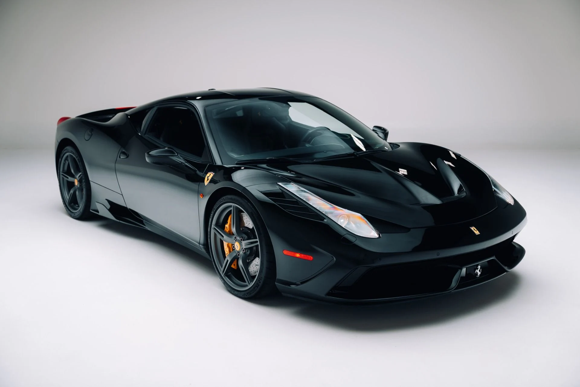 mph011_752217058_Used_2015_Ferrari_458_Speciale_1762994969_d4f4570092