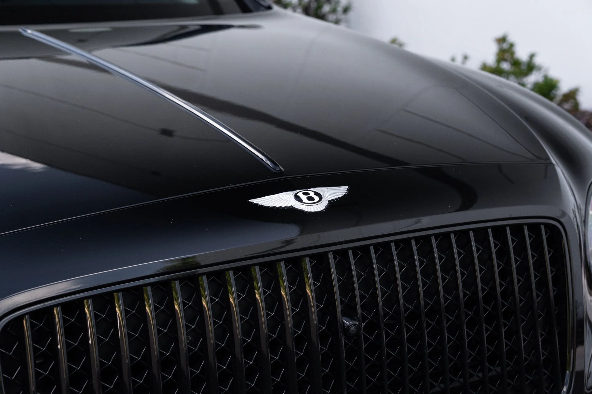 mph011_752807232_Used_2023_Bentley_Flying_Spur_S_V8_1778782784_0de35a54db