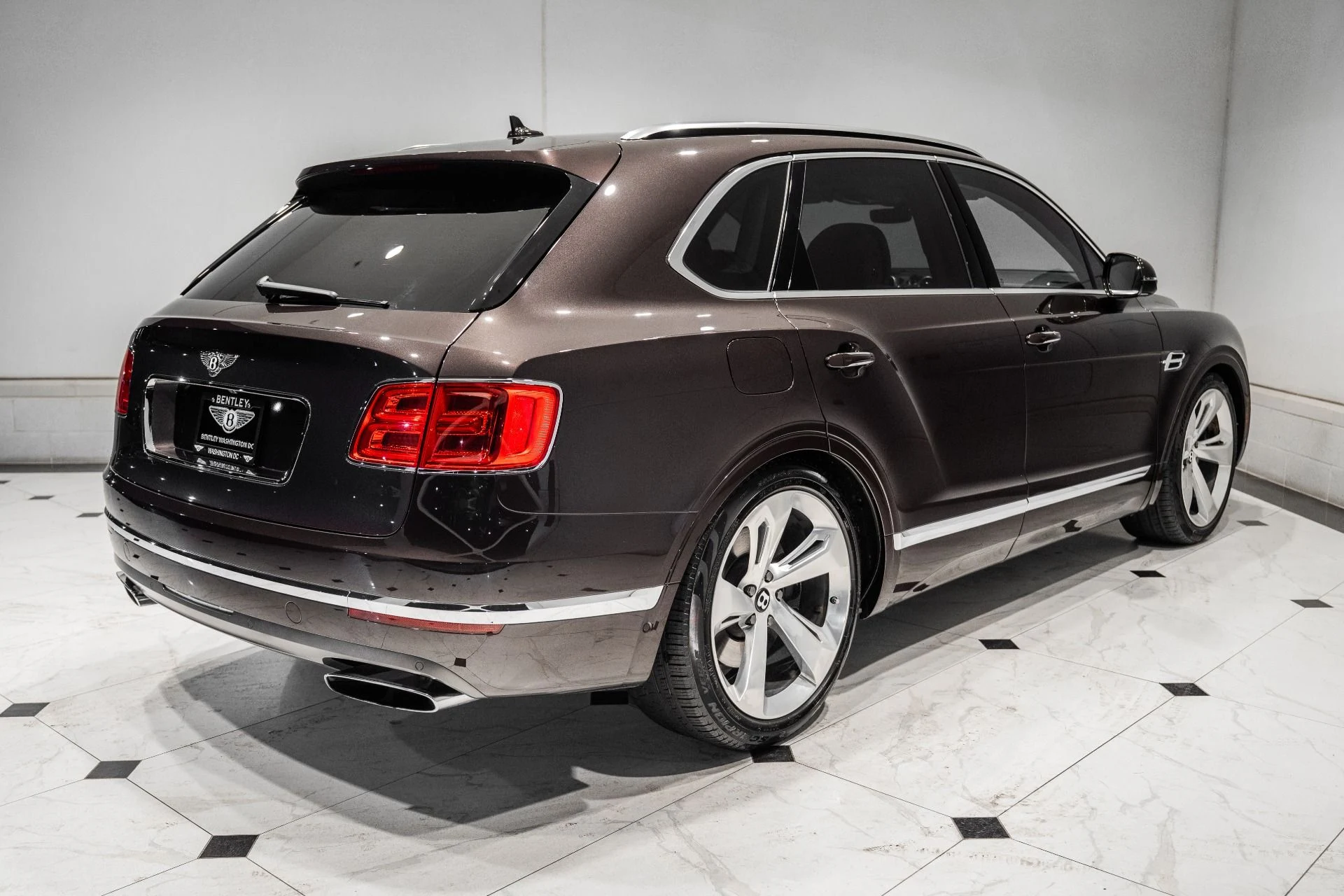 mph011_757711146_Used_2017_Bentley_Bentayga_W12_1791218079_8158833ada
